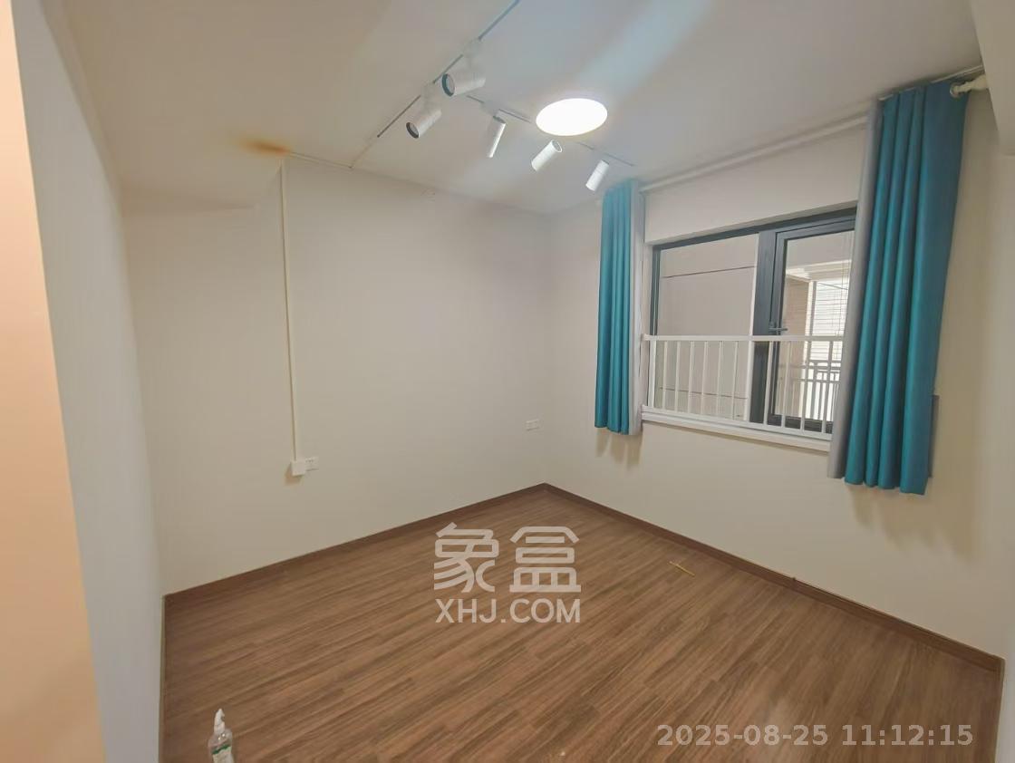 保利中环广场（保利中悦苑）  4室2厅2卫   4000.00元/月室内图