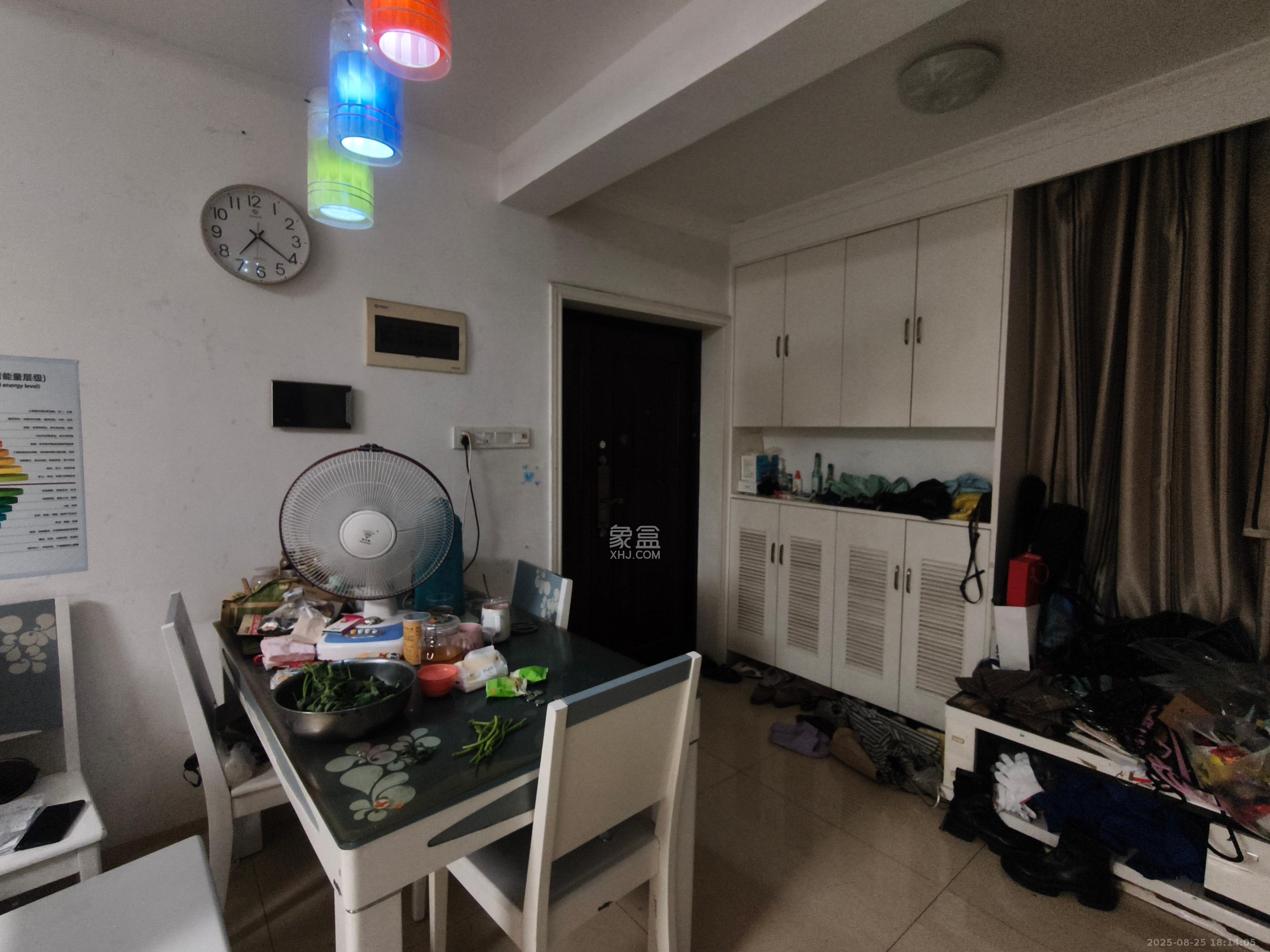 鸿基橄榄君庭  4室2厅2卫    2800.0元/月室内图