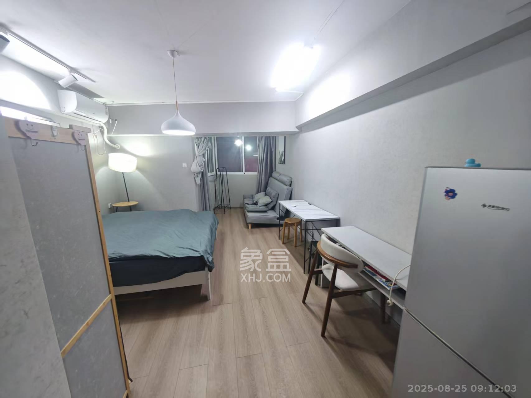 新国际(森和大厦) 1室1厅1卫 1800.0元/月 新国际(森和大厦) 1室1厅1卫 1800.0元/月室内图