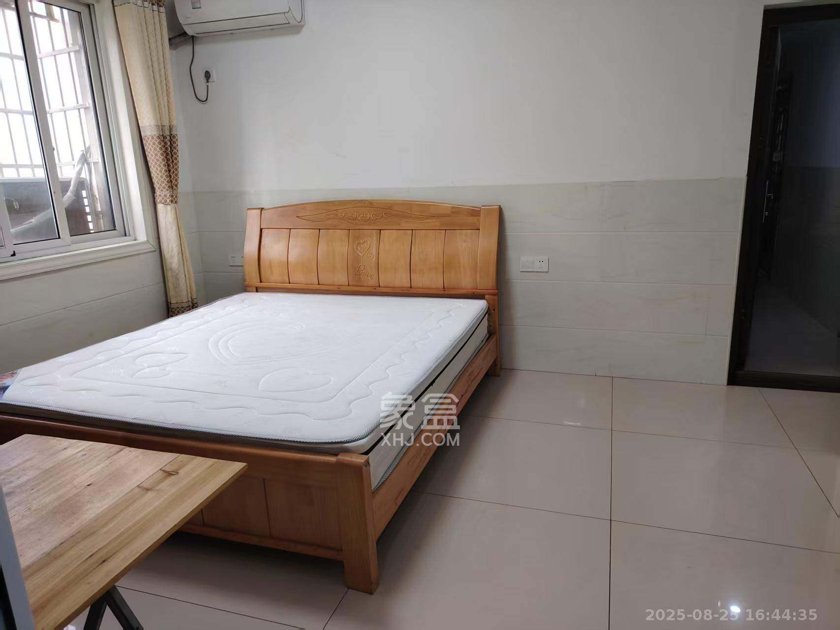 嘉顺苑  1室1厅1卫    1100.0元/月 嘉顺苑  1室1厅1卫    1100.0元/月室内图