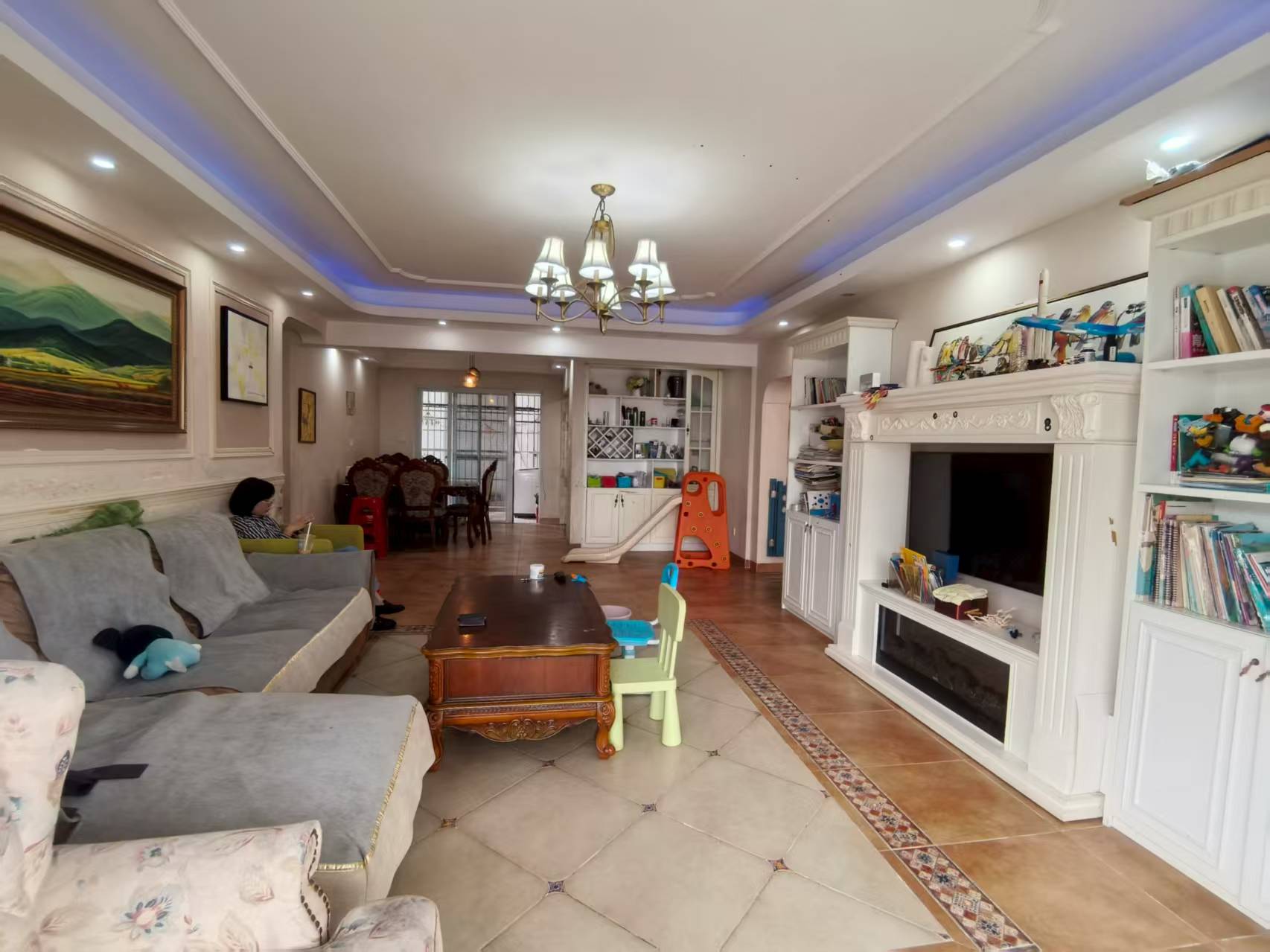 海航城 4室2厅2卫 2800.0元/月 海航城 4室2厅2卫 2800.0元/月室内图