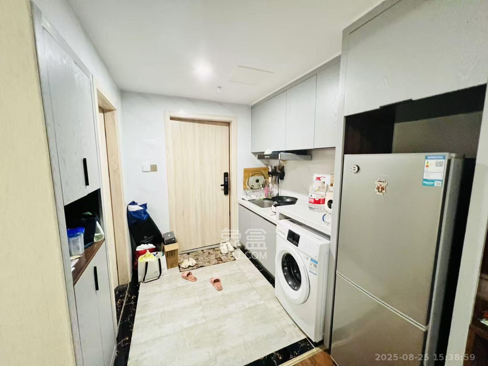 佳程C+公寓 1室0厅0卫 1600.0元/月 佳程C+公寓 1室0厅0卫 1600.0元/月室内图