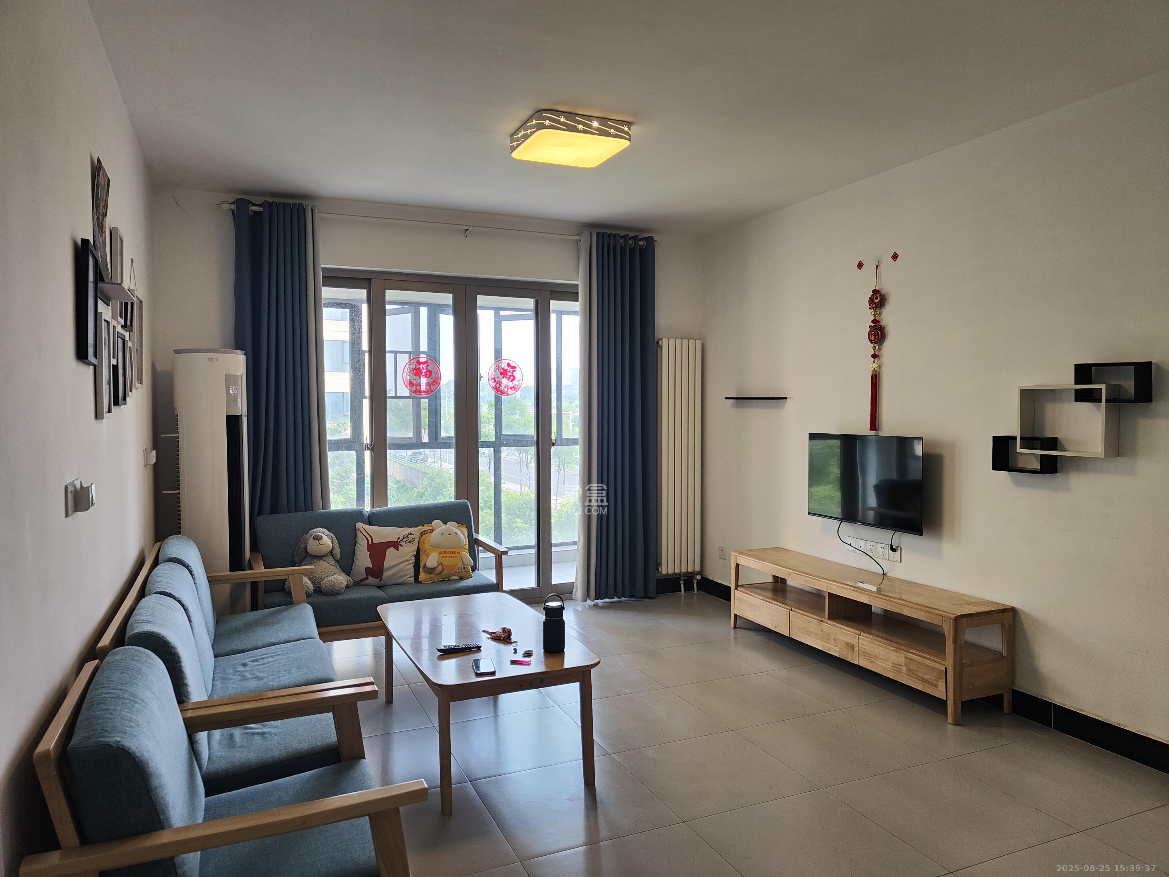 怡海星城  1室0厅0卫    1800.0元/月 怡海星城  1室0厅0卫    1800.0元/月室内图