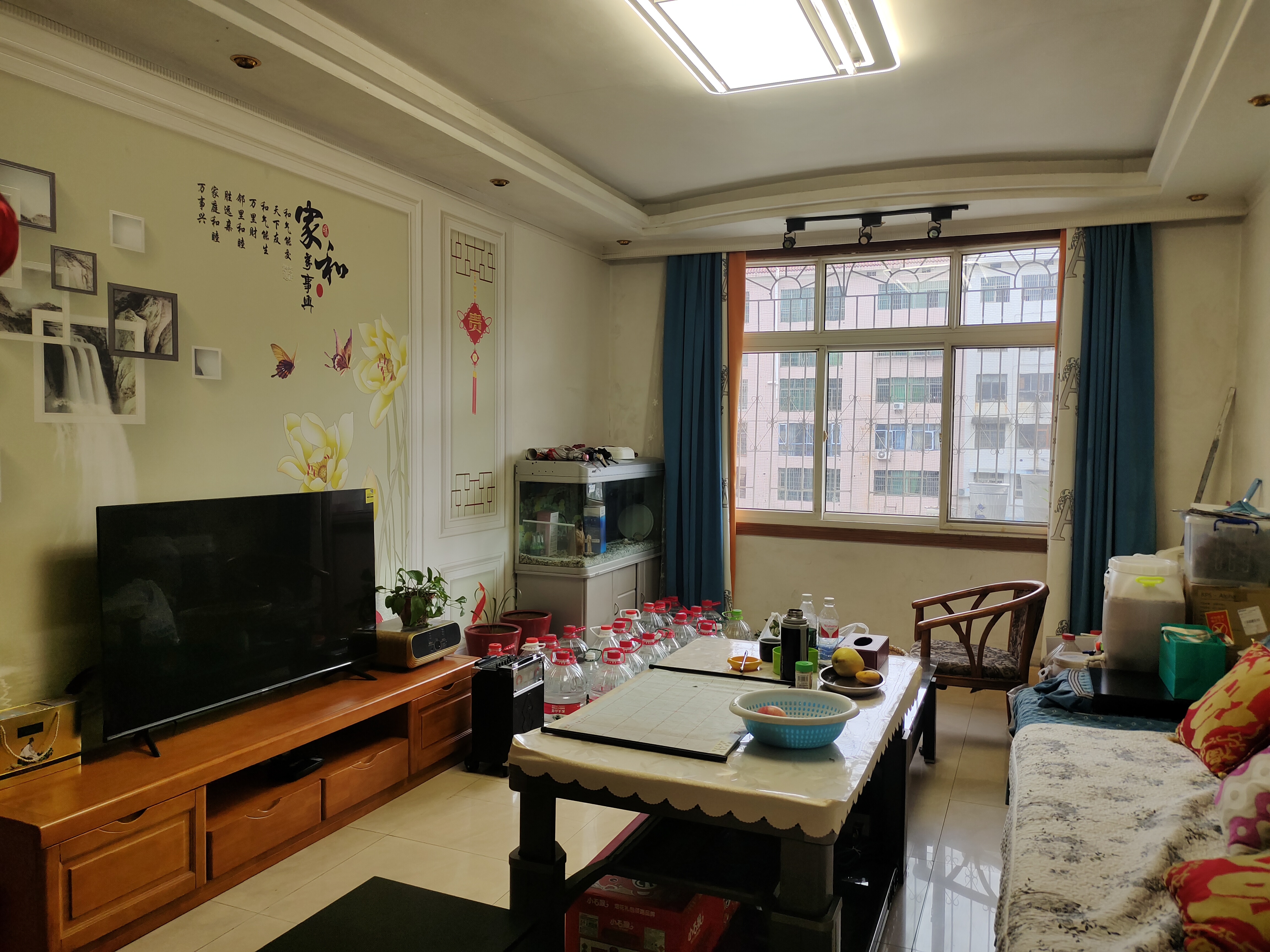 娄星北路市建安公司院内 3室1厅1卫 45.8万 娄星北路市建安公司院内 3室1厅1卫 45.8万客厅