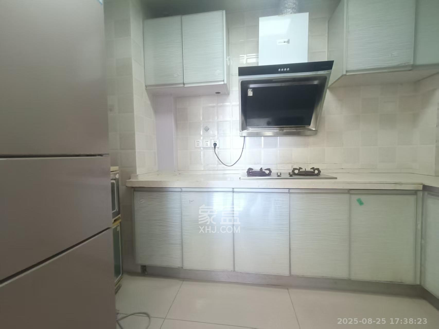 万里时代 2室2厅1卫 2100.0元/月 万里时代 2室2厅1卫 2100.0元/月室内图