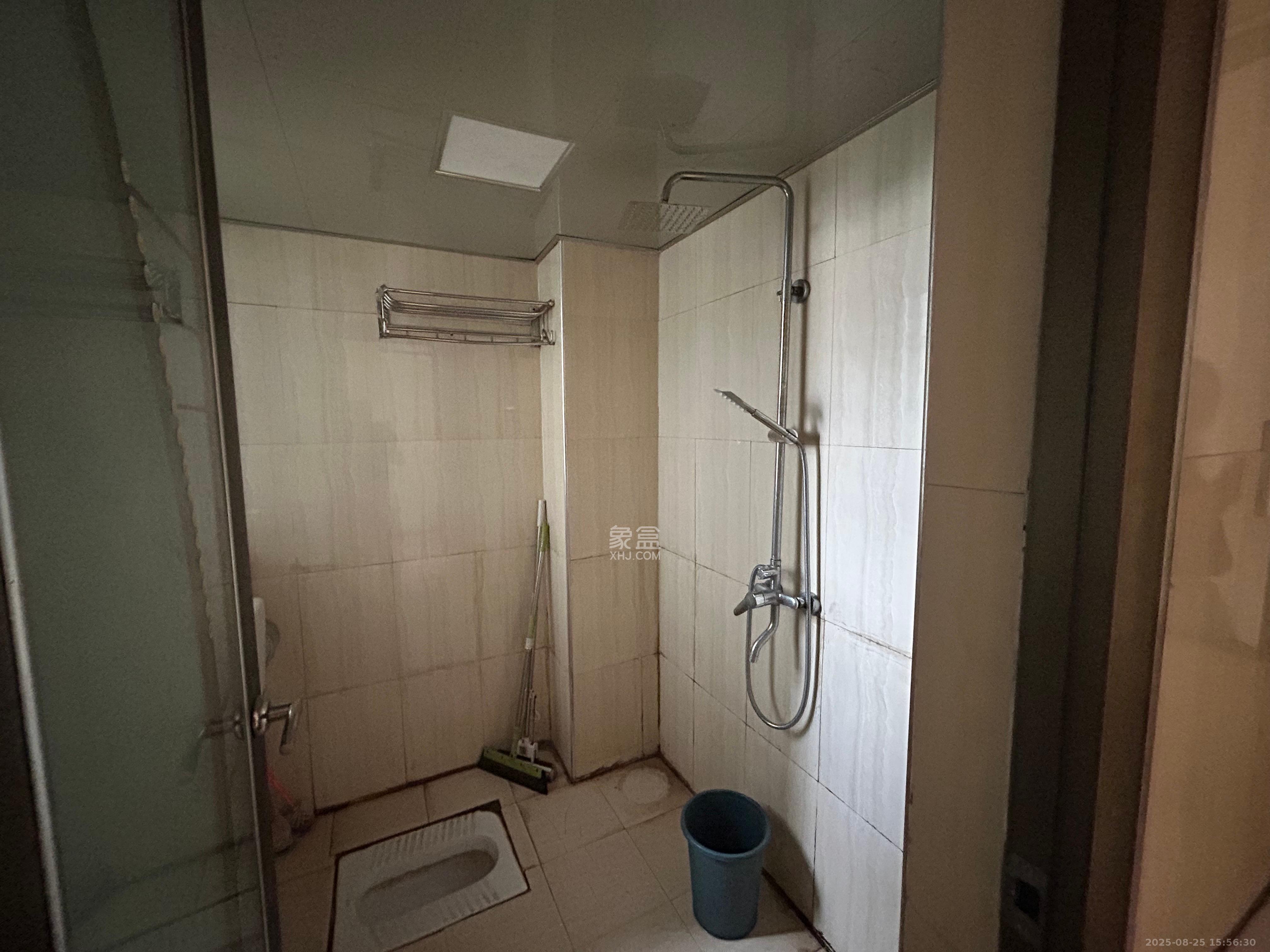 锦璨家园  2室2厅1卫    1350.0元/月室内图