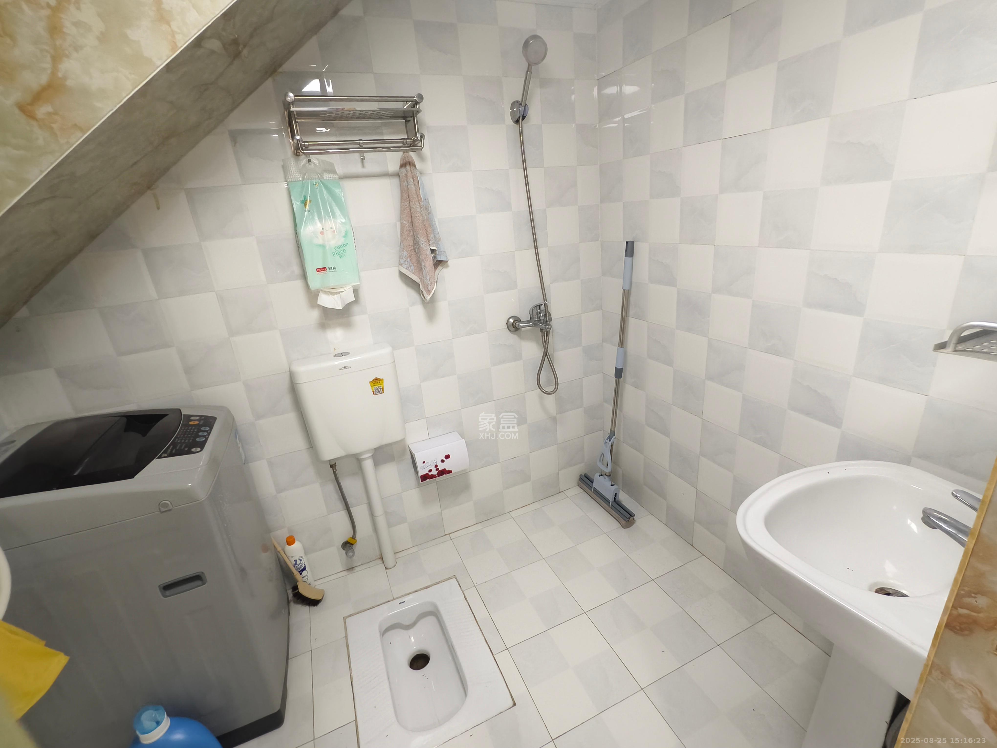 艾美潇湘 1室1厅1卫 1400.0元/月 艾美潇湘 1室1厅1卫 1400.0元/月室内图