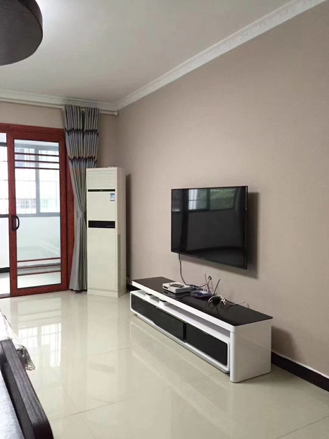 航院宿舍  3室2厅2卫    1200.0元/月 航院宿舍  3室2厅2卫    1200.0元/月