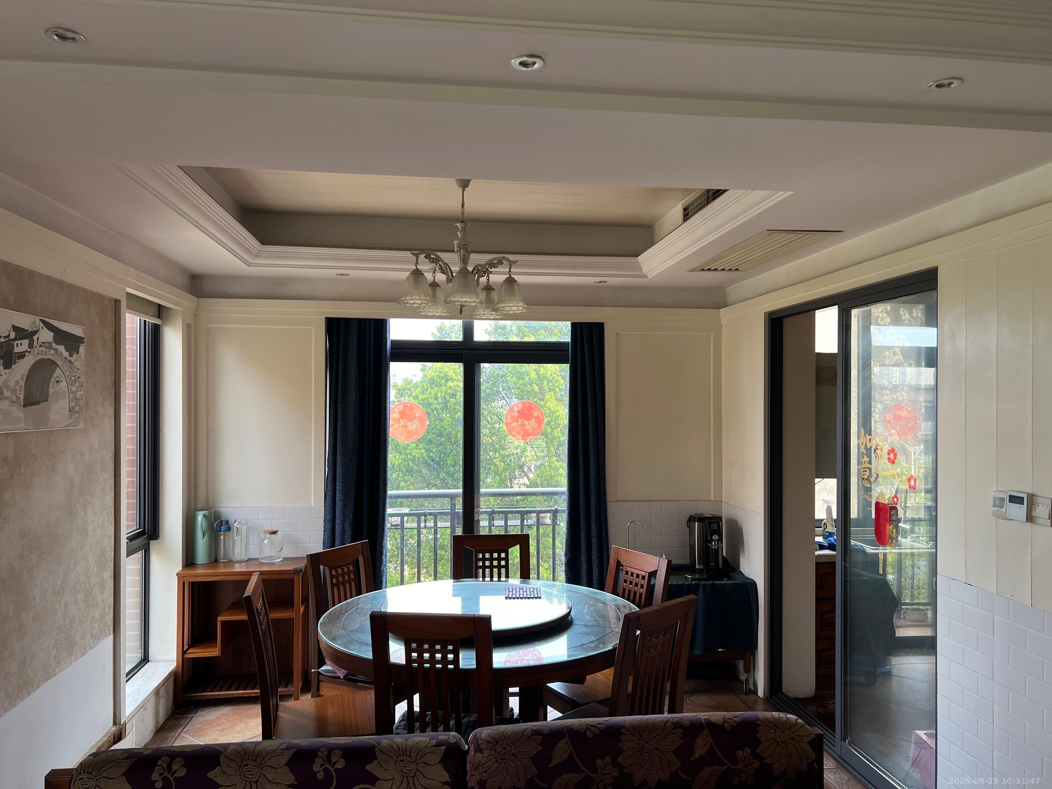 绿城桂花城 1室3厅1卫 5500.0元/月 绿城桂花城 1室3厅1卫 5500.0元/月室内图