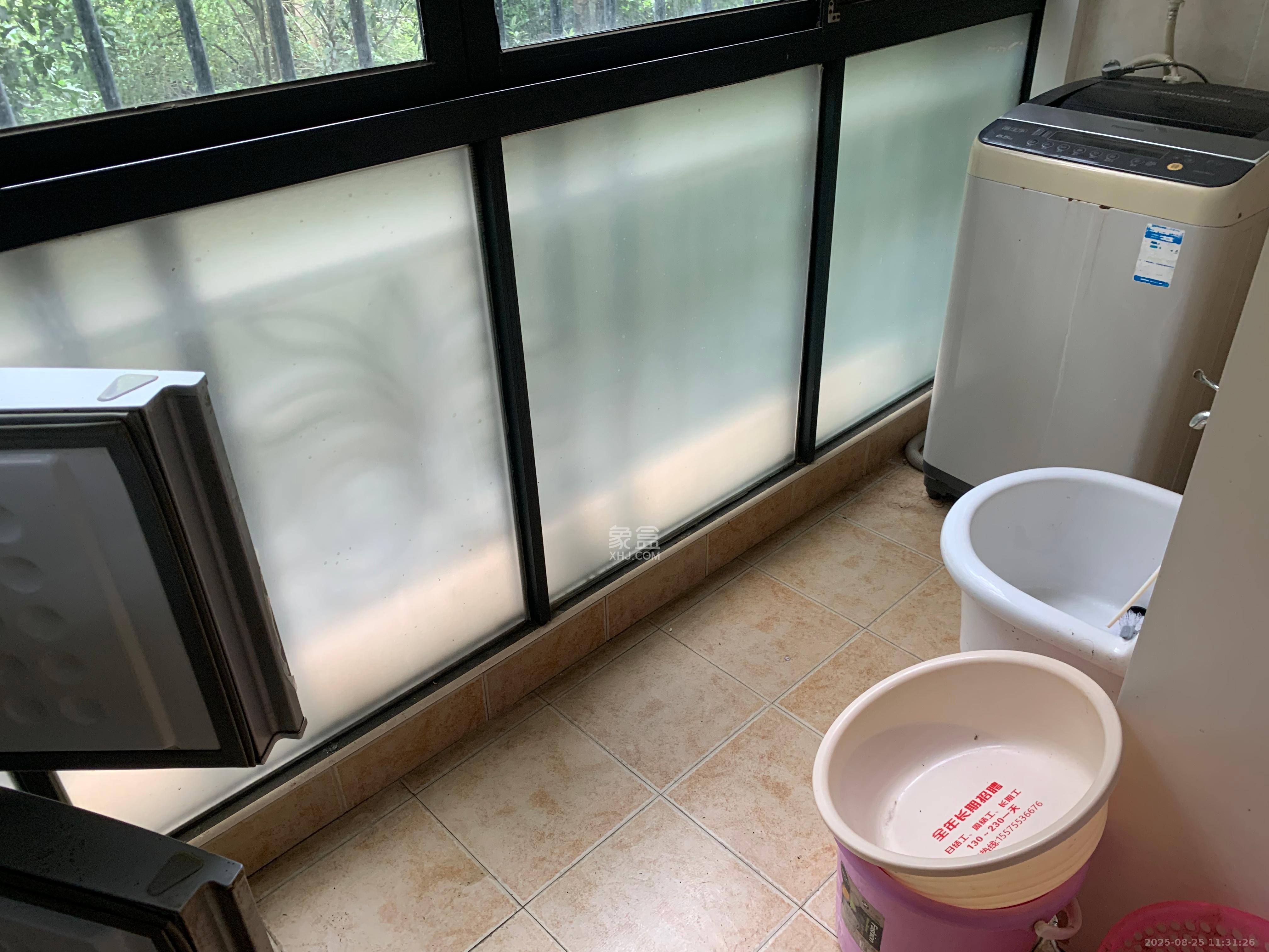 美林银谷  3室2厅2卫    3100.0元/月 美林银谷  3室2厅2卫    3100.0元/月室内图