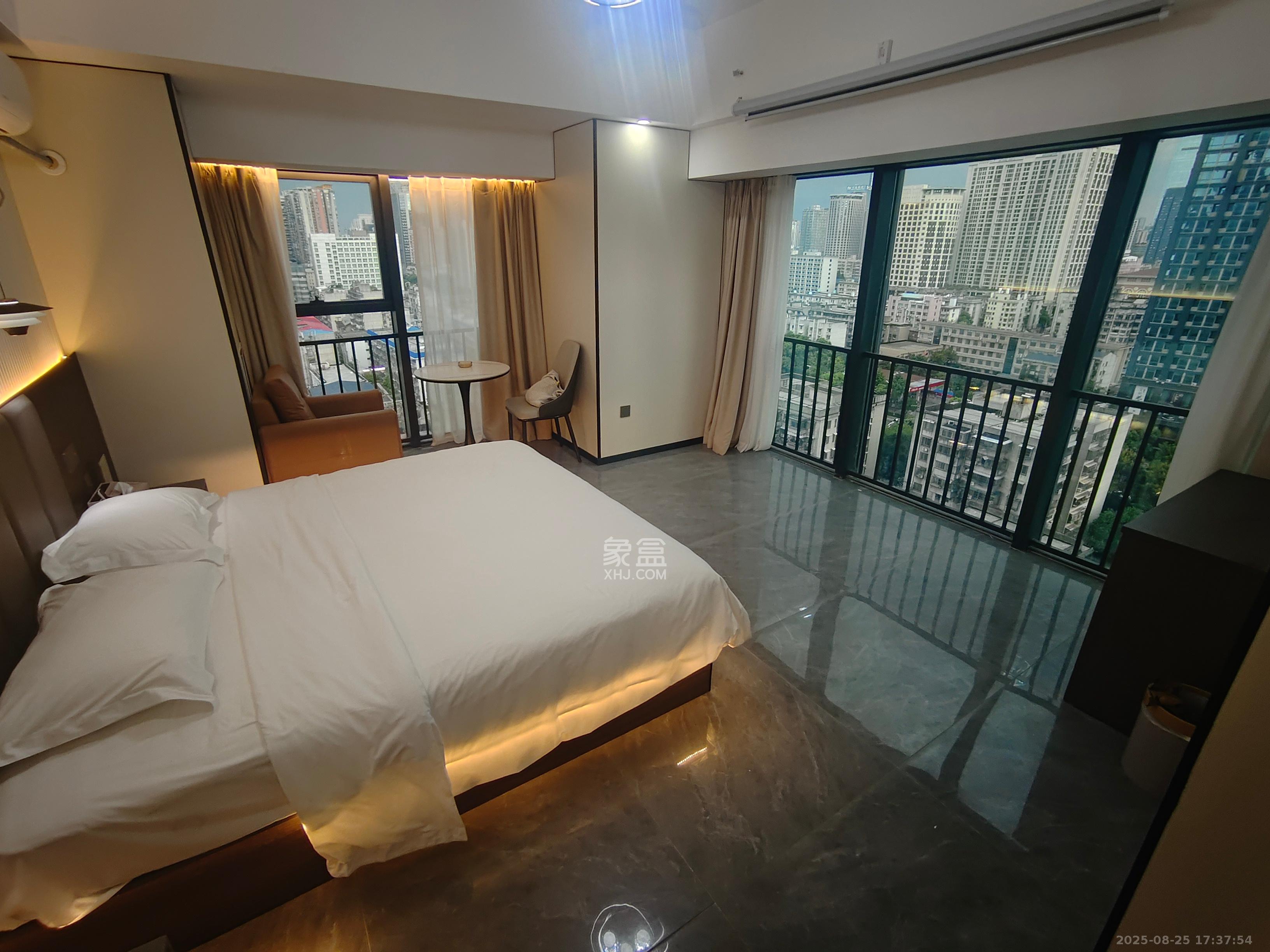 华润置地中心  1室0厅0卫    2500.0元/月室内图