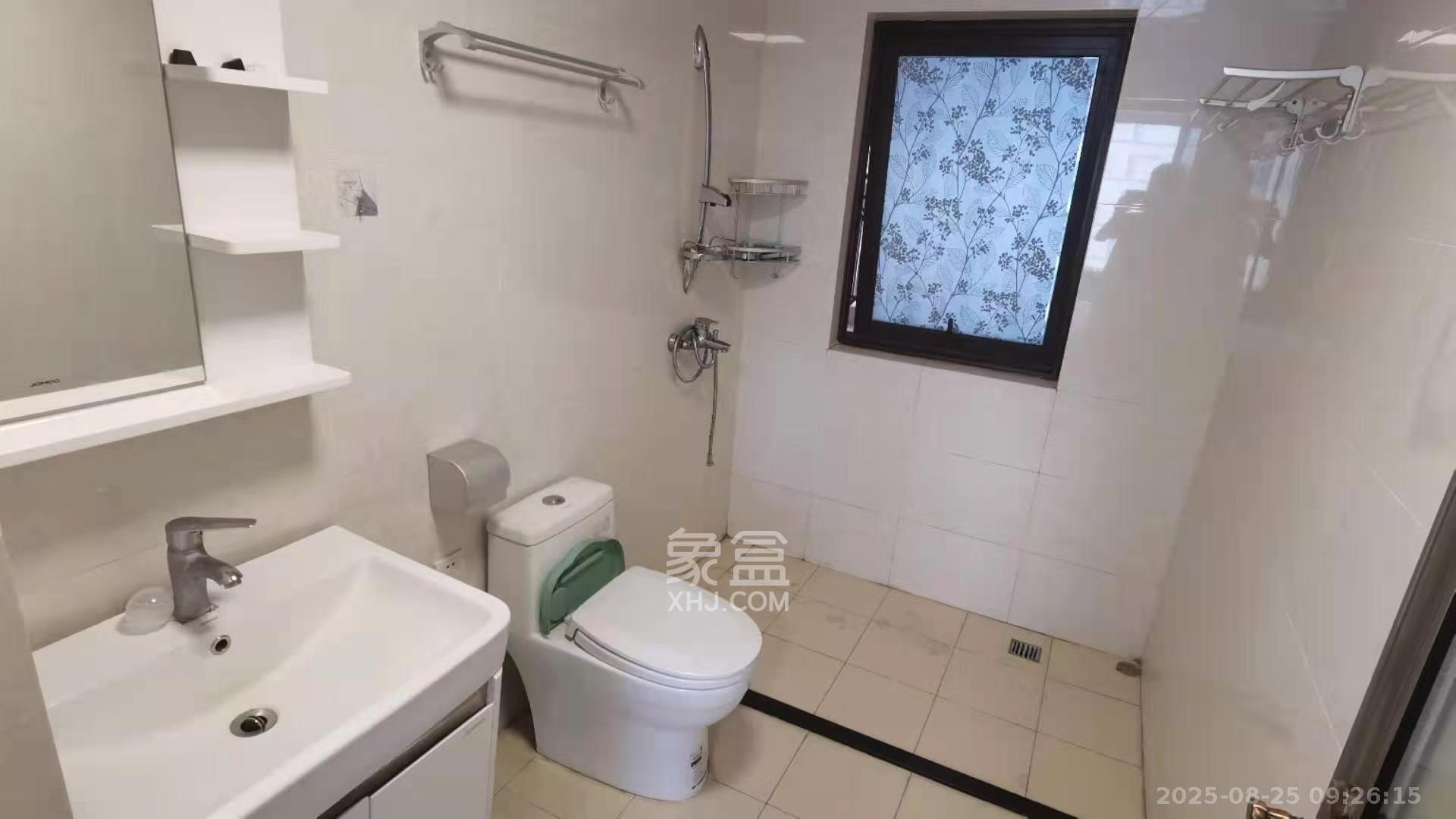 地质家园一、二期（地泰人民公馆）  3室1厅1卫    4000.0元/月室内图