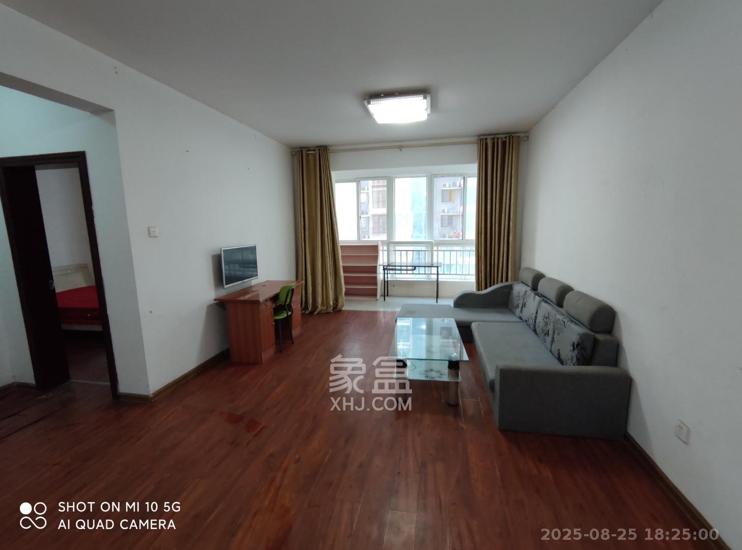 时代星城  2室2厅1卫    1200.0元/月室内图