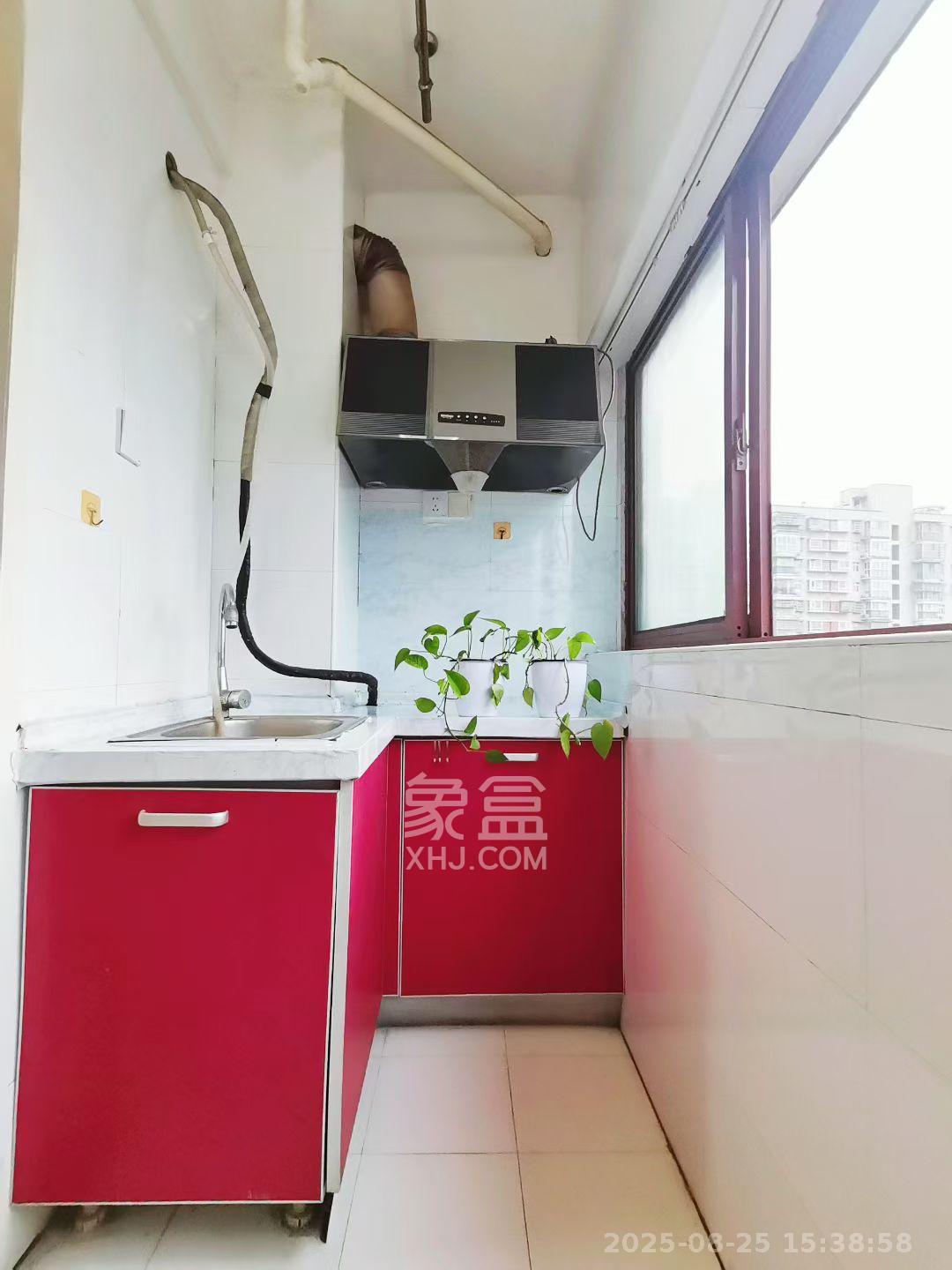 兰卡威国际  1室1厅1卫    1400.0元/月室内图