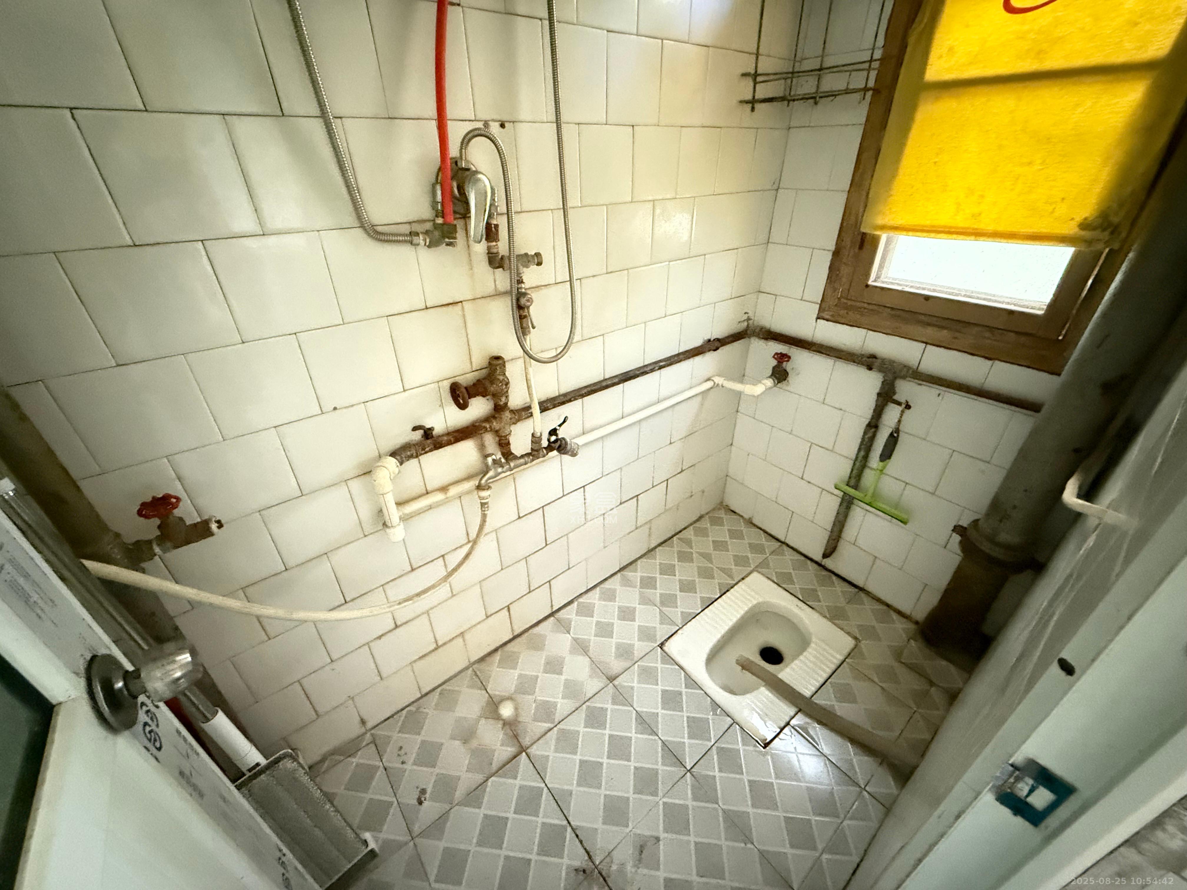 建安小区 2室1厅1卫 1100.0元/月 建安小区 2室1厅1卫 1100.0元/月室内图