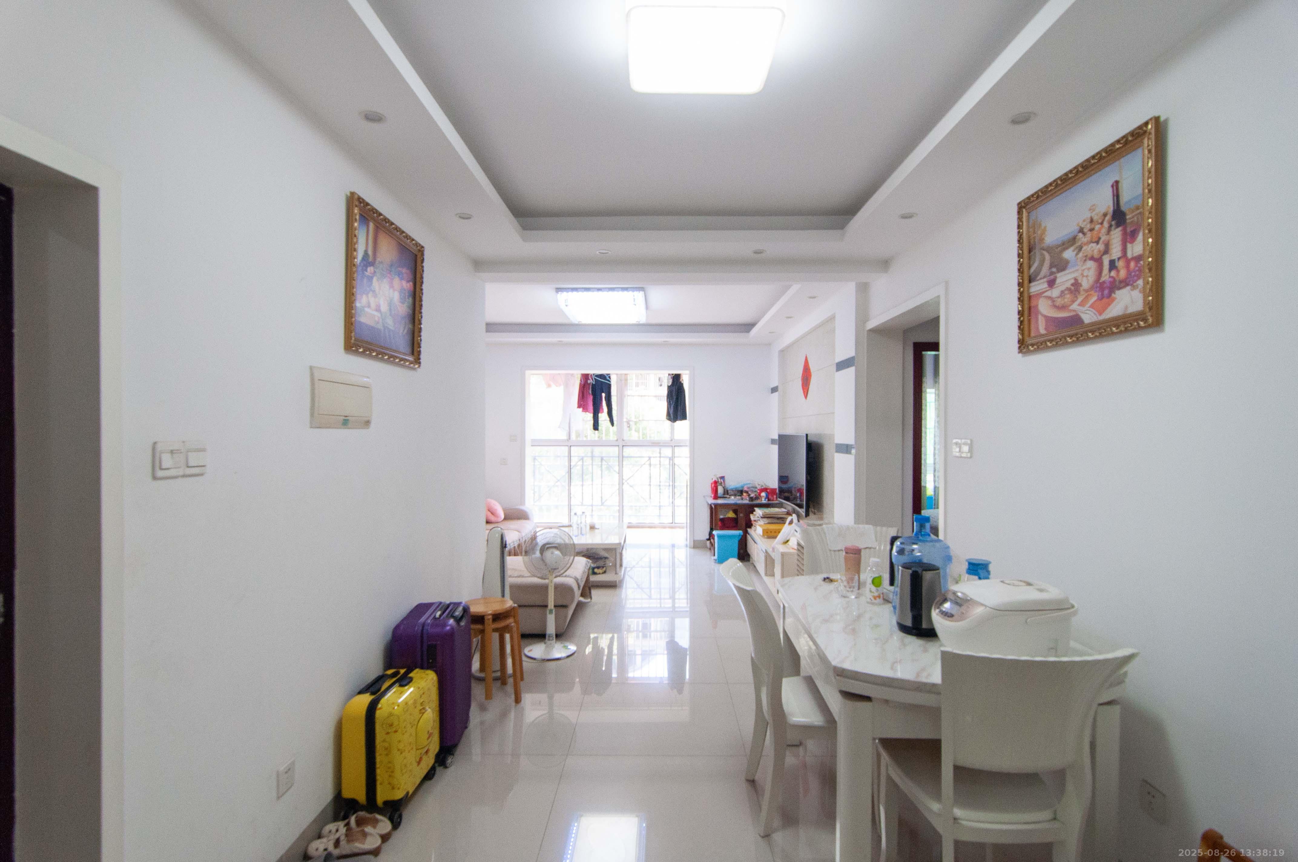 格林星城  2室2厅1卫    85.0万 格林星城  2室2厅1卫    85.0万客厅