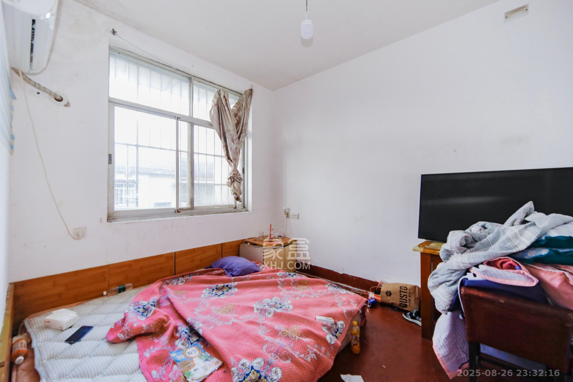 林科院单位房（湘林小区楼梯房）  3室1厅1卫    70.0万卧室