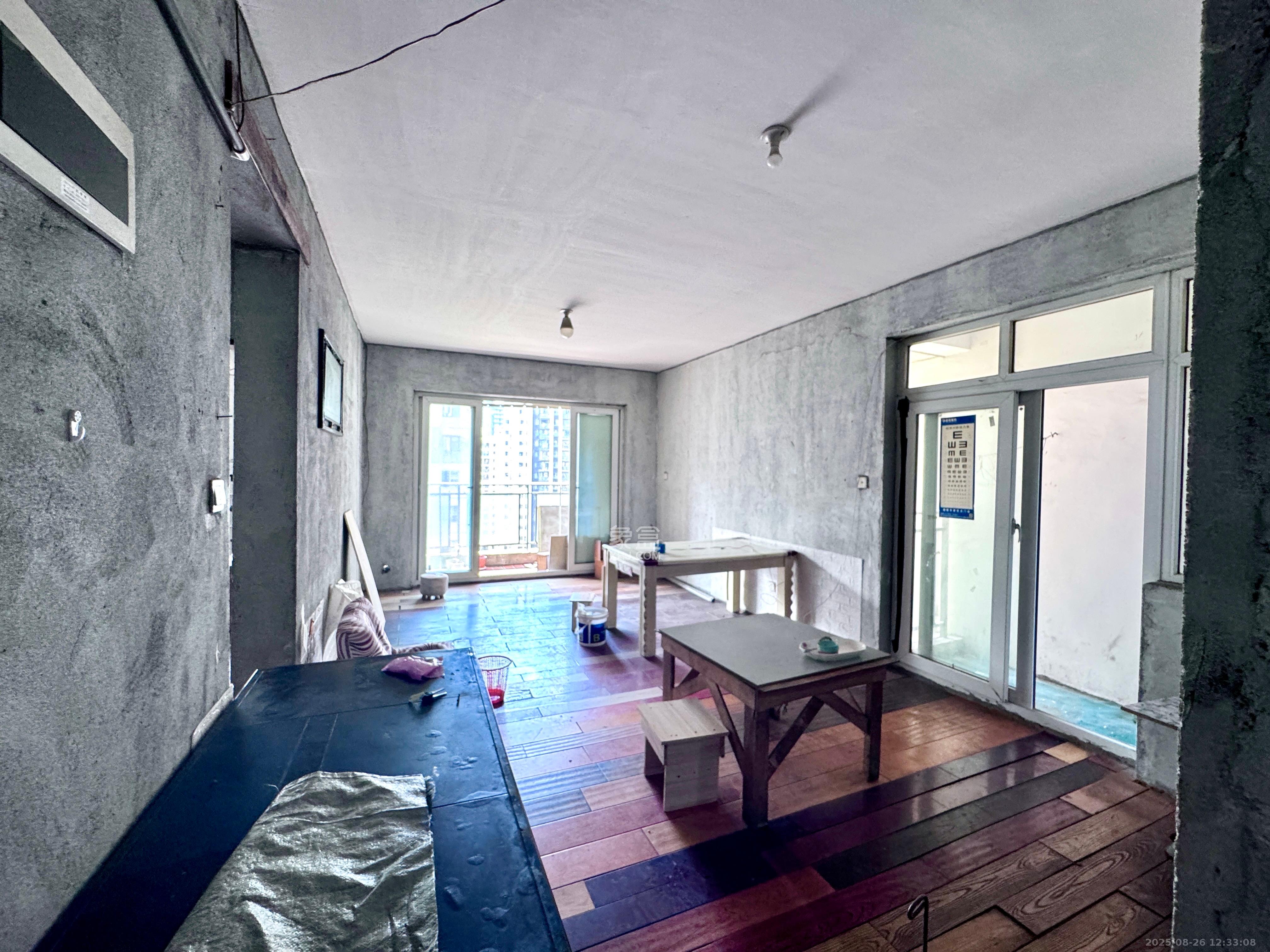 嘉宇盛世华章  2室2厅1卫    1400.0元/月 嘉宇盛世华章  2室2厅1卫    1400.0元/月