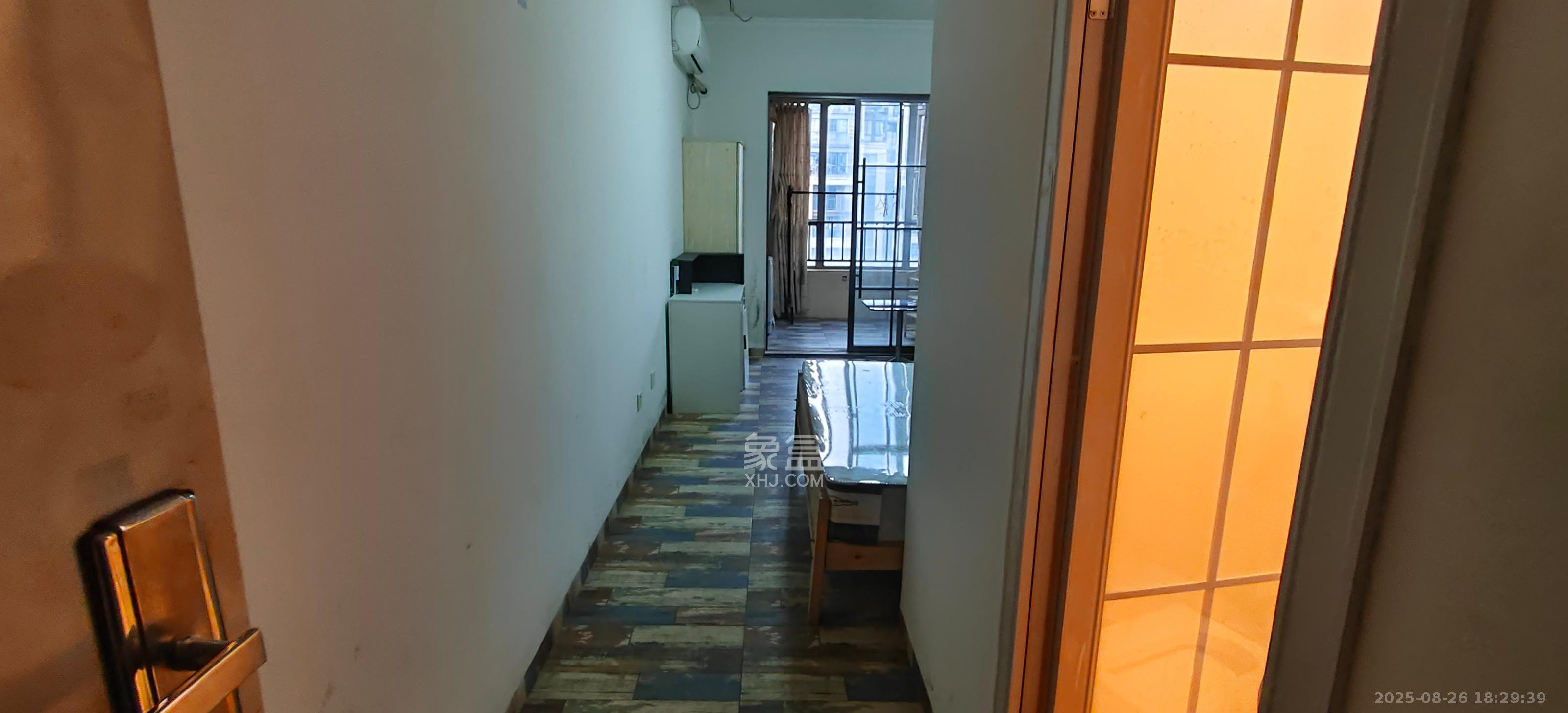 怡海星城  1室1厅1卫    950.0元/月 怡海星城  1室1厅1卫    950.0元/月室内图