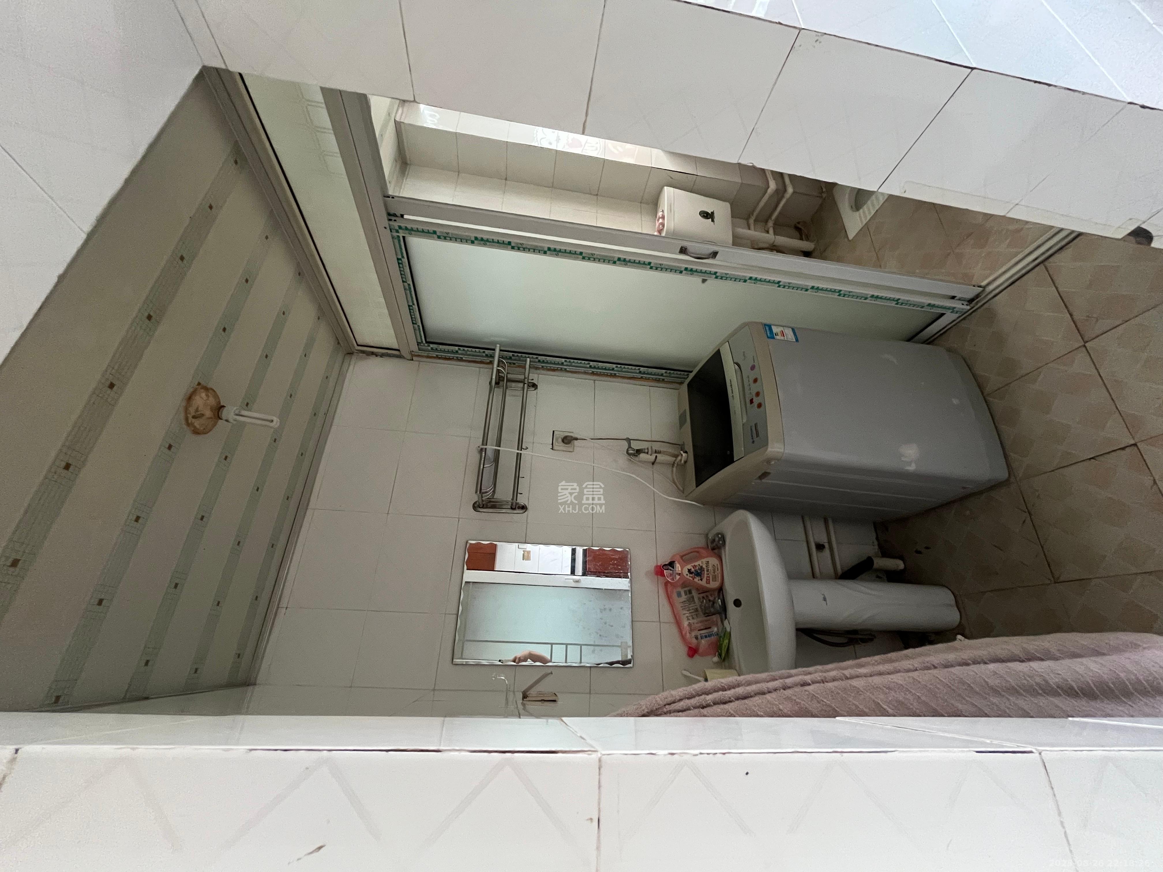 月湖安置小区（马栏山小区）  2室1厅1卫    1300.0元/月室内图