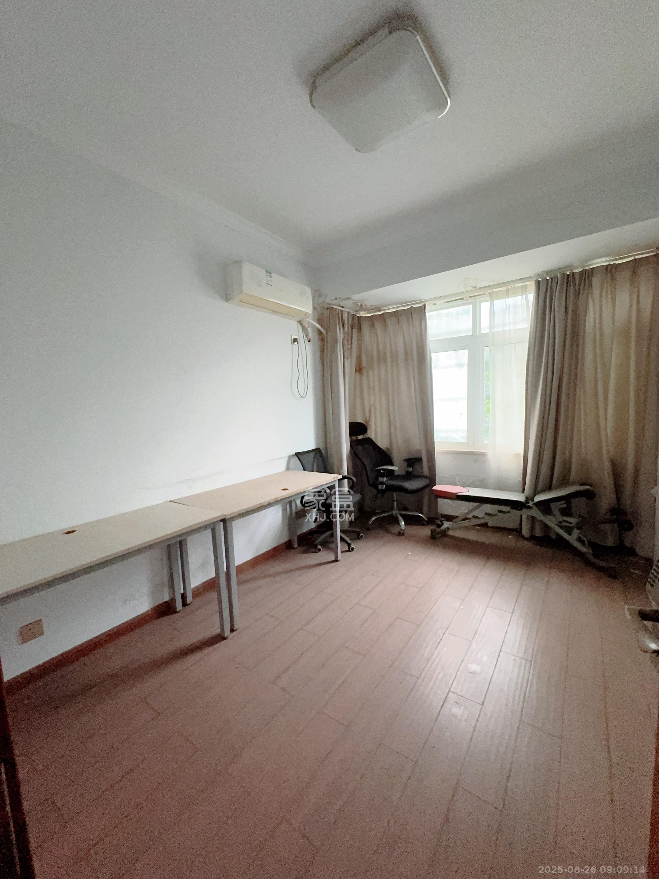 山水湾 3室2厅1卫 1500.0元/月 山水湾 3室2厅1卫 1500.0元/月室内图