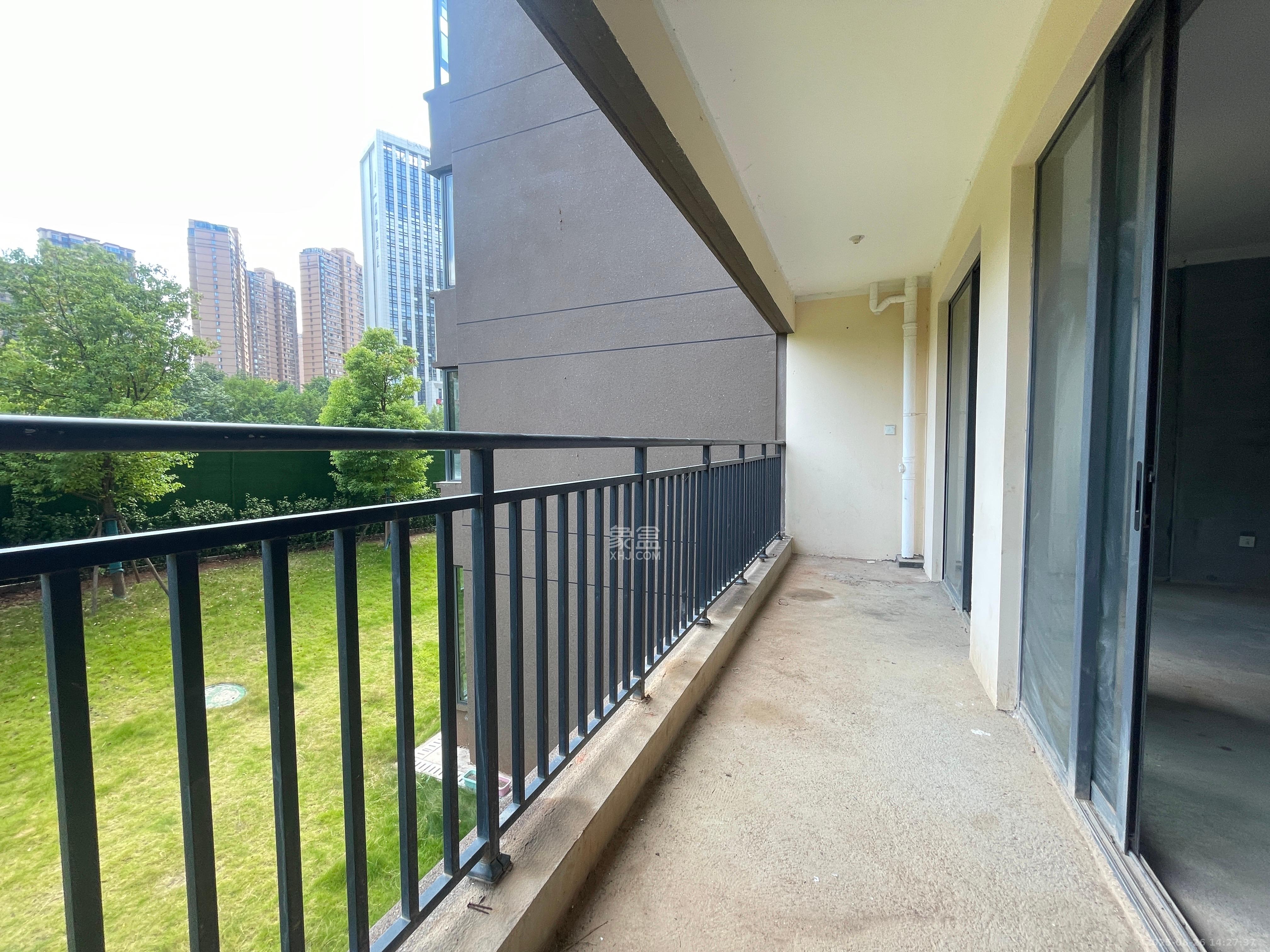 中建钰和城  4室2厅2卫    1400.0元/月室内图