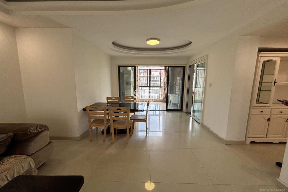 茂华国际湘  3室2厅2卫    3000.0元/月 茂华国际湘  3室2厅2卫    3000.0元/月室内图