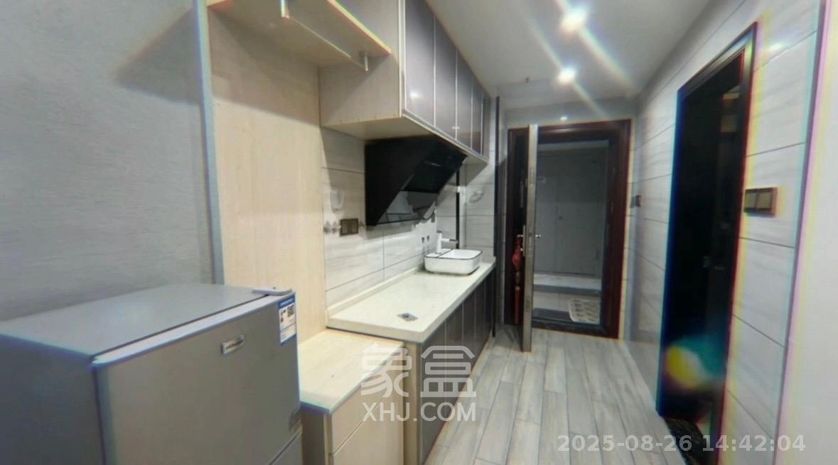 美林美寓  1室1厅1卫   1800.00元/月室内图