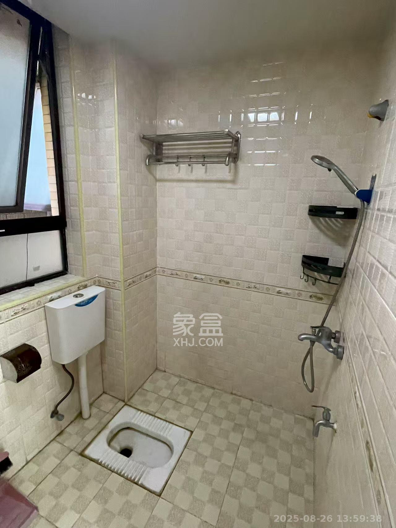 奥林匹克花园贡院一期 3室2厅2卫 2800.0元/月 奥林匹克花园贡院一期 3室2厅2卫 2800.0元/月室内图