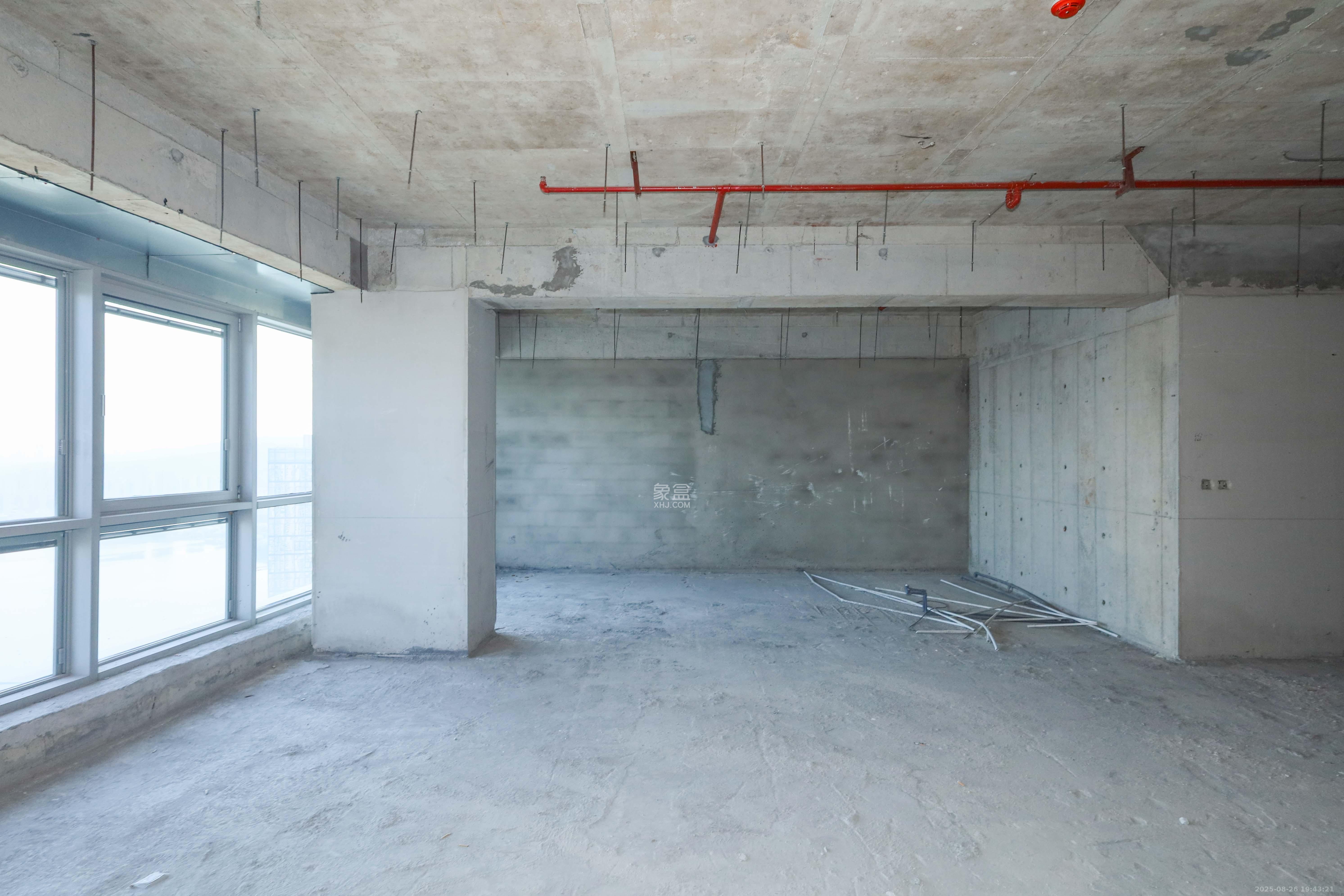 正荣梅溪紫阙台  5室2厅3卫    344.0万客厅