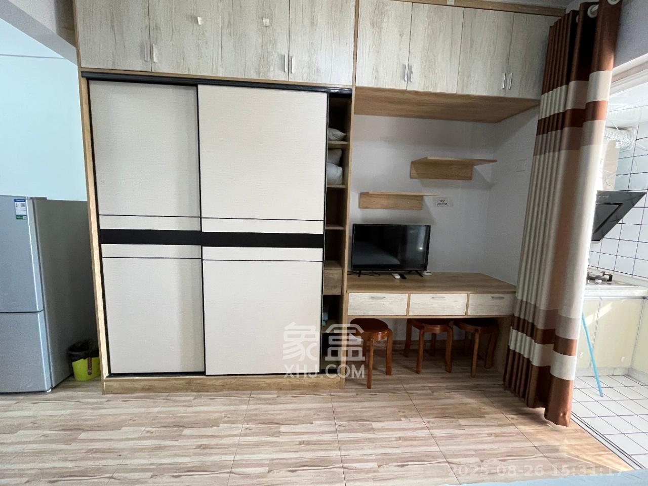 观湖公寓 1室1厅1卫 1600.0元/月 观湖公寓 1室1厅1卫 1600.0元/月室内图