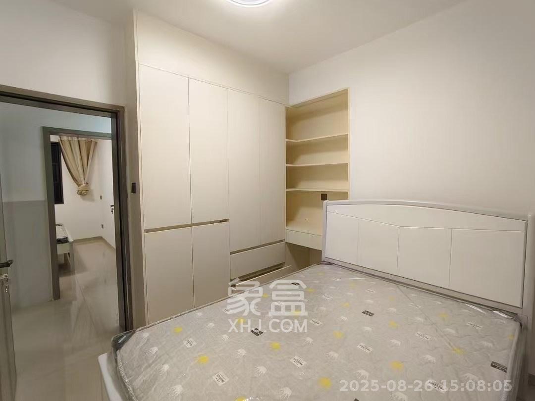 杏梨苑 3室2厅2卫 2300.0元/月 杏梨苑 3室2厅2卫 2300.0元/月室内图