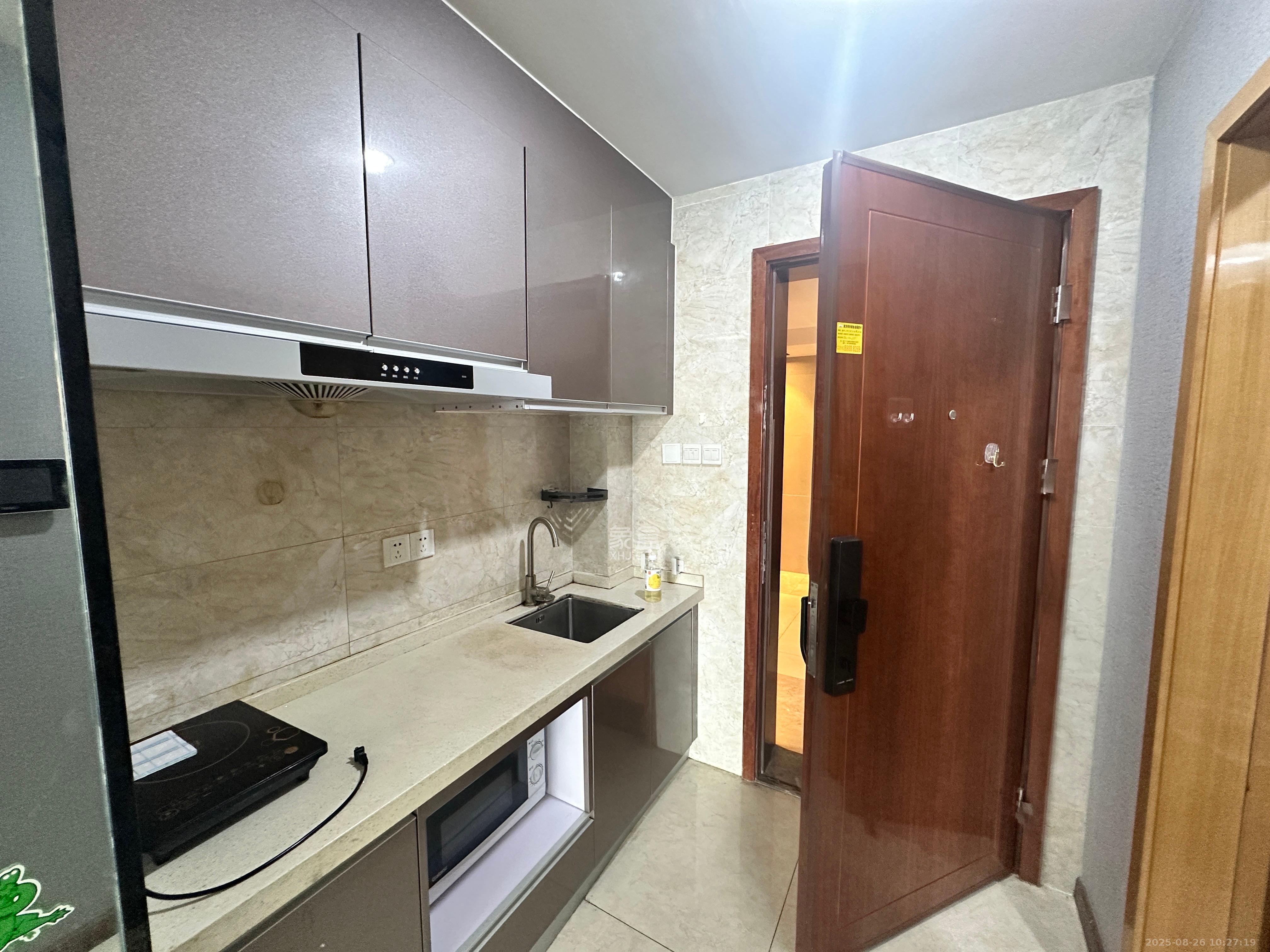 德思勤城市广场(宝格丽公寓)  1室1厅1卫    2100.0元/月 德思勤城市广场(宝格丽公寓)  1室1厅1卫    2100.0元/月室内图