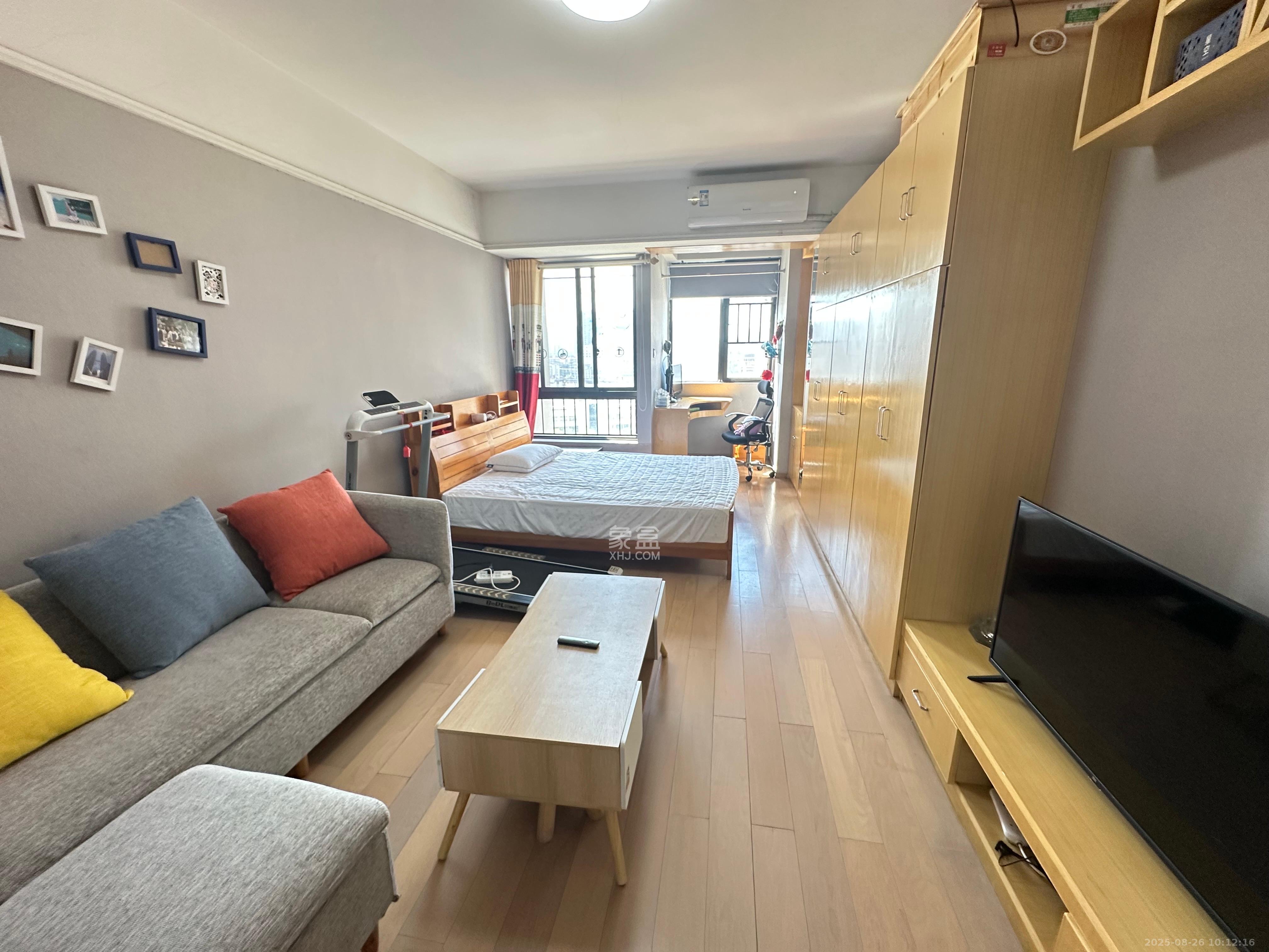 万科金色家园 1室1厅1卫 1700.0元/月 万科金色家园 1室1厅1卫 1700.0元/月室内图