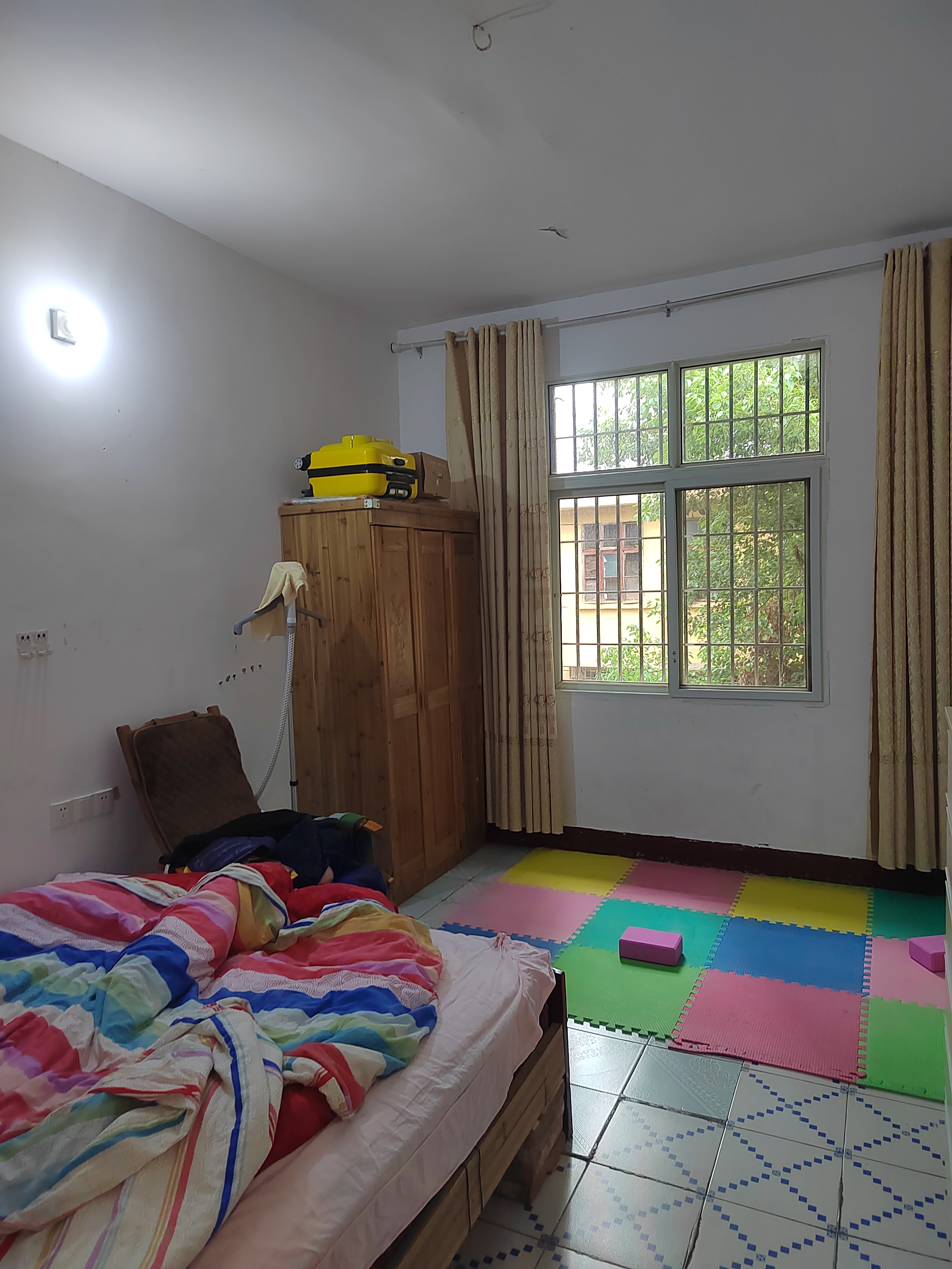 娄底市区物资局  3室1厅1卫    1550.0元/月室内图