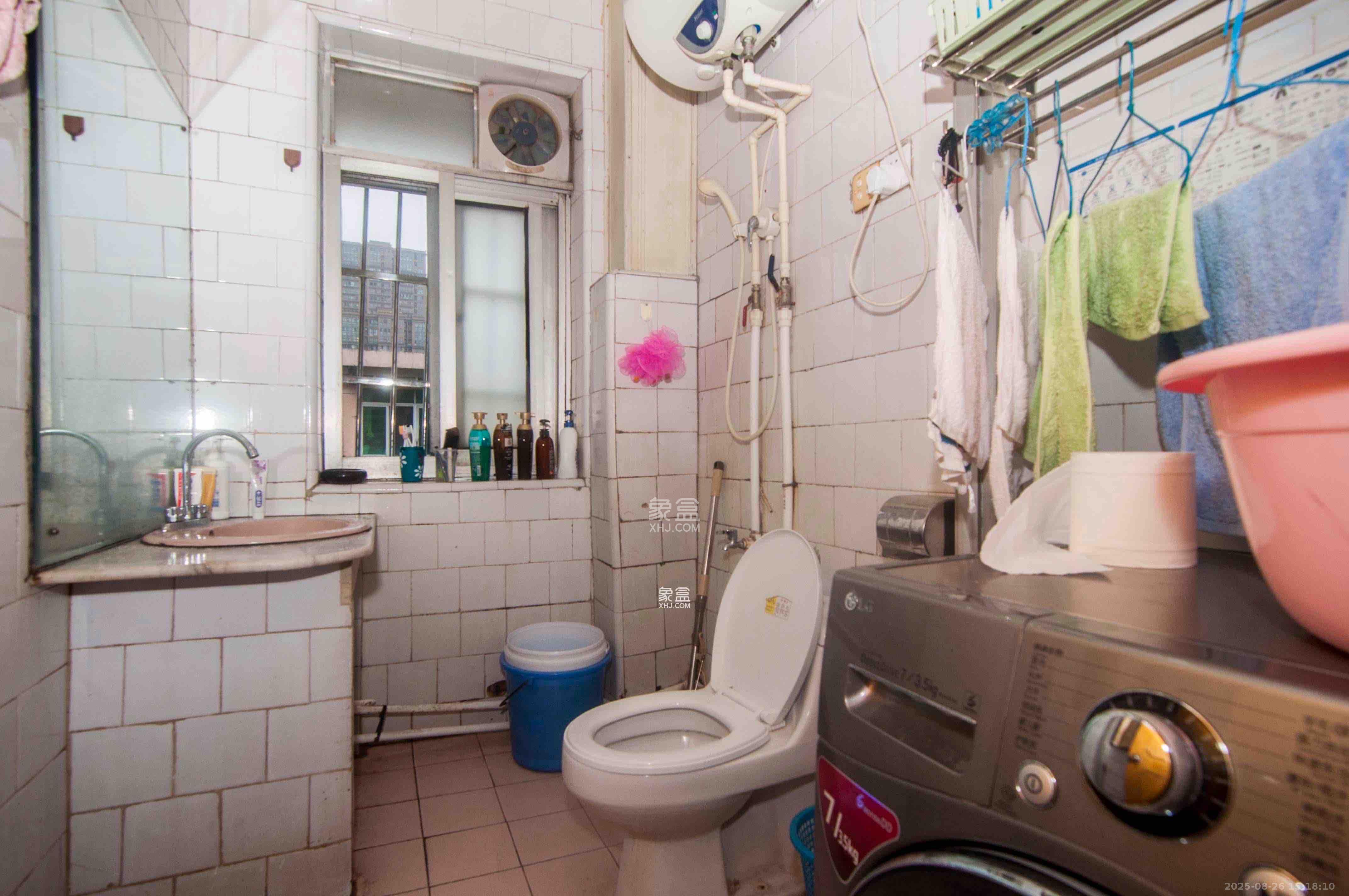 浦沅生活一区 2室1厅1卫 1200.0元/月 浦沅生活一区 2室1厅1卫 1200.0元/月室内图