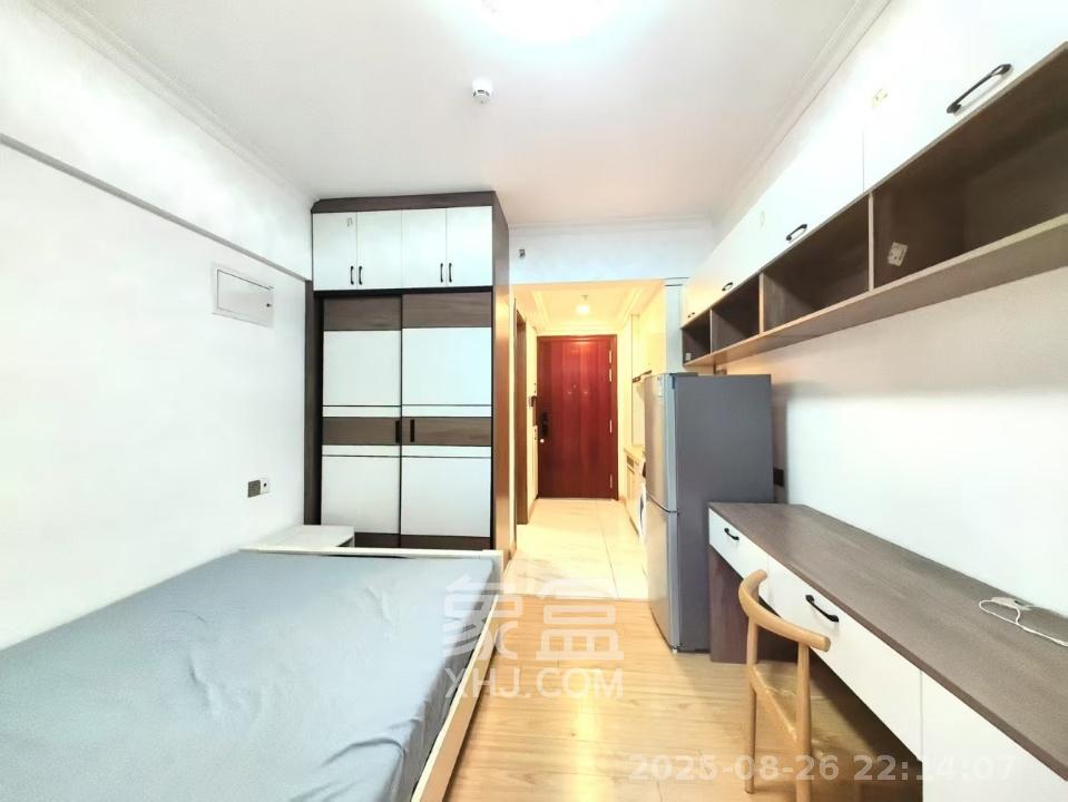 他城（天鸿时代公寓）  1室1厅1卫    1100.0元/月室内图