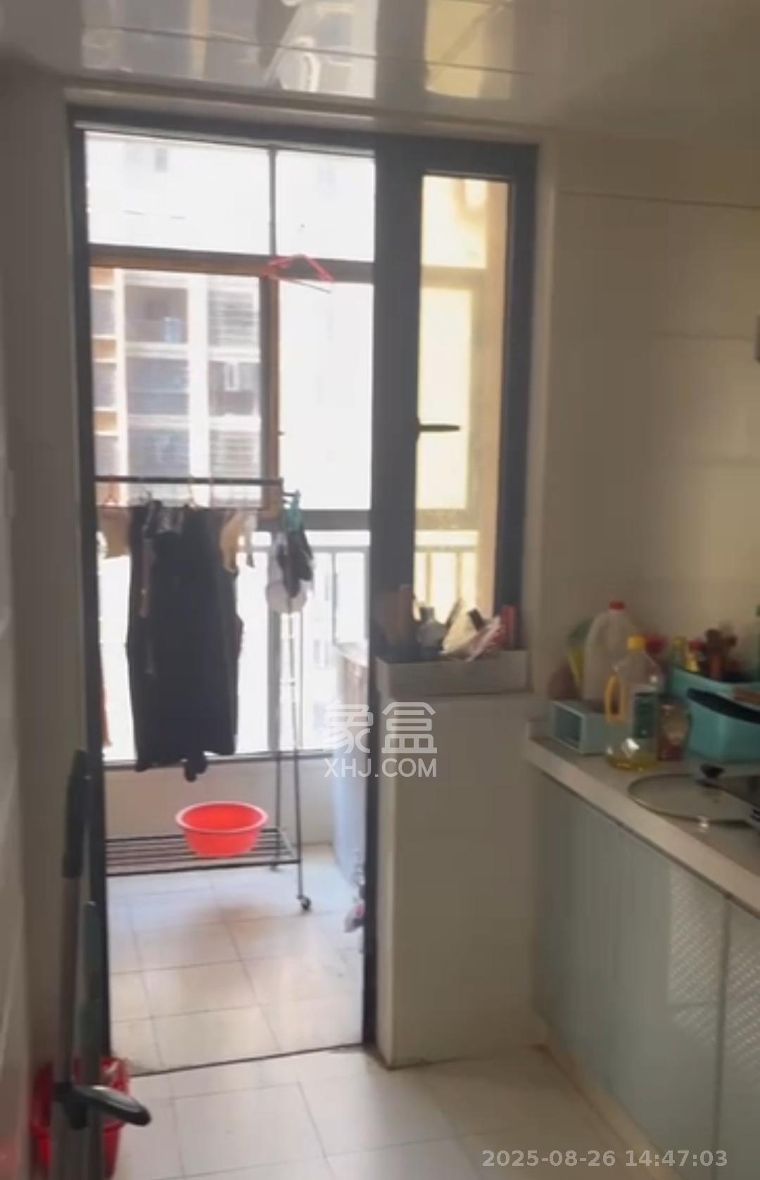 深业睿城  3室2厅2卫    2000.0元/月室内图