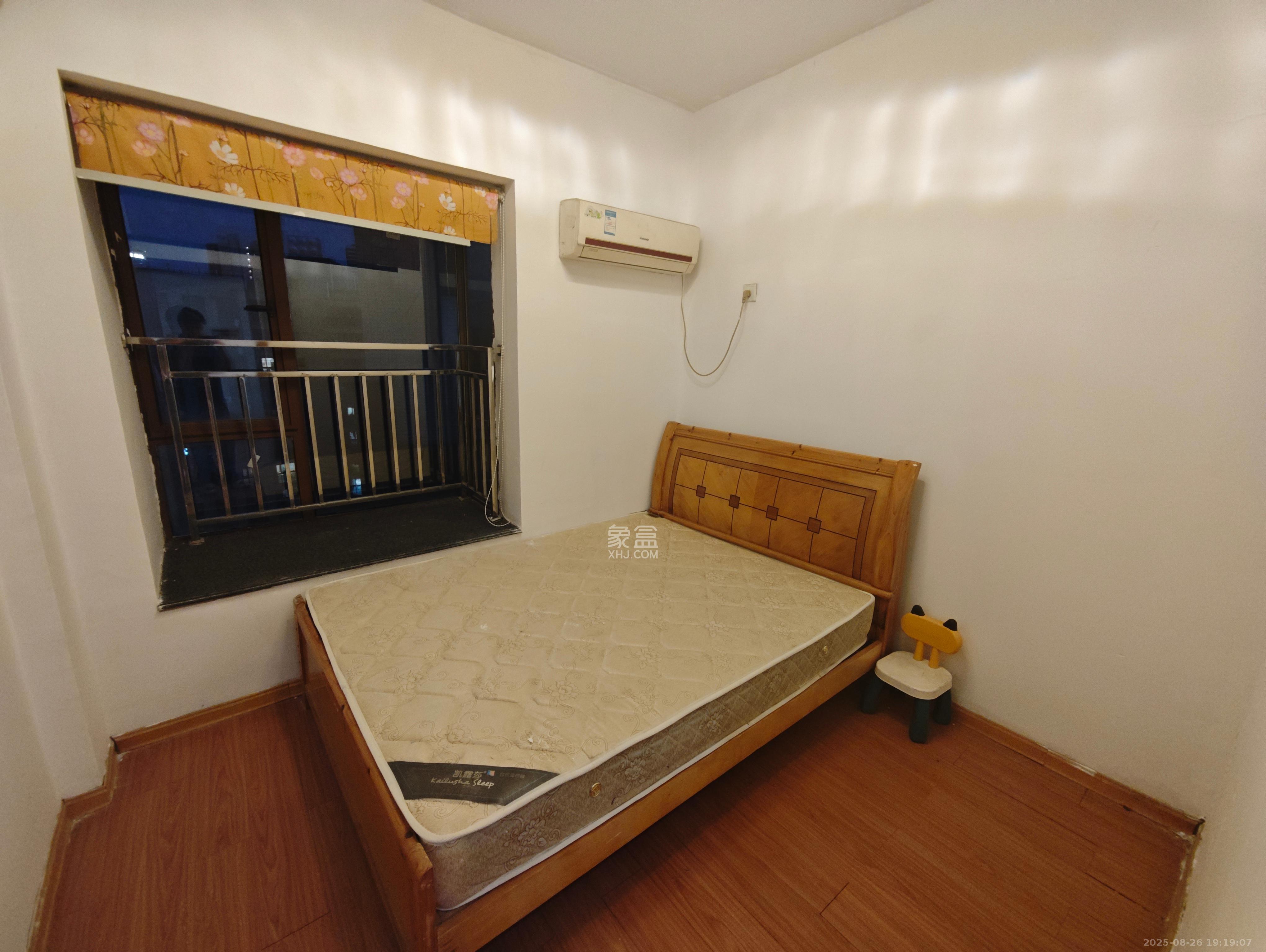 高信向日葵 2室2厅1卫 1800.0元/月 高信向日葵 2室2厅1卫 1800.0元/月室内图