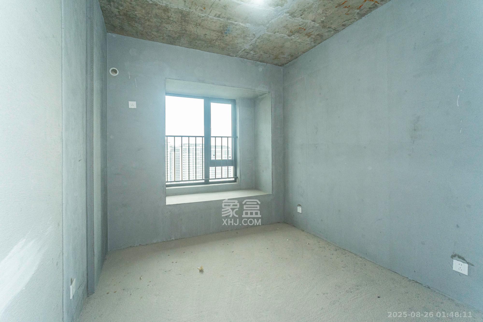 爱情公望府  3室2厅2卫    82.8万卧室