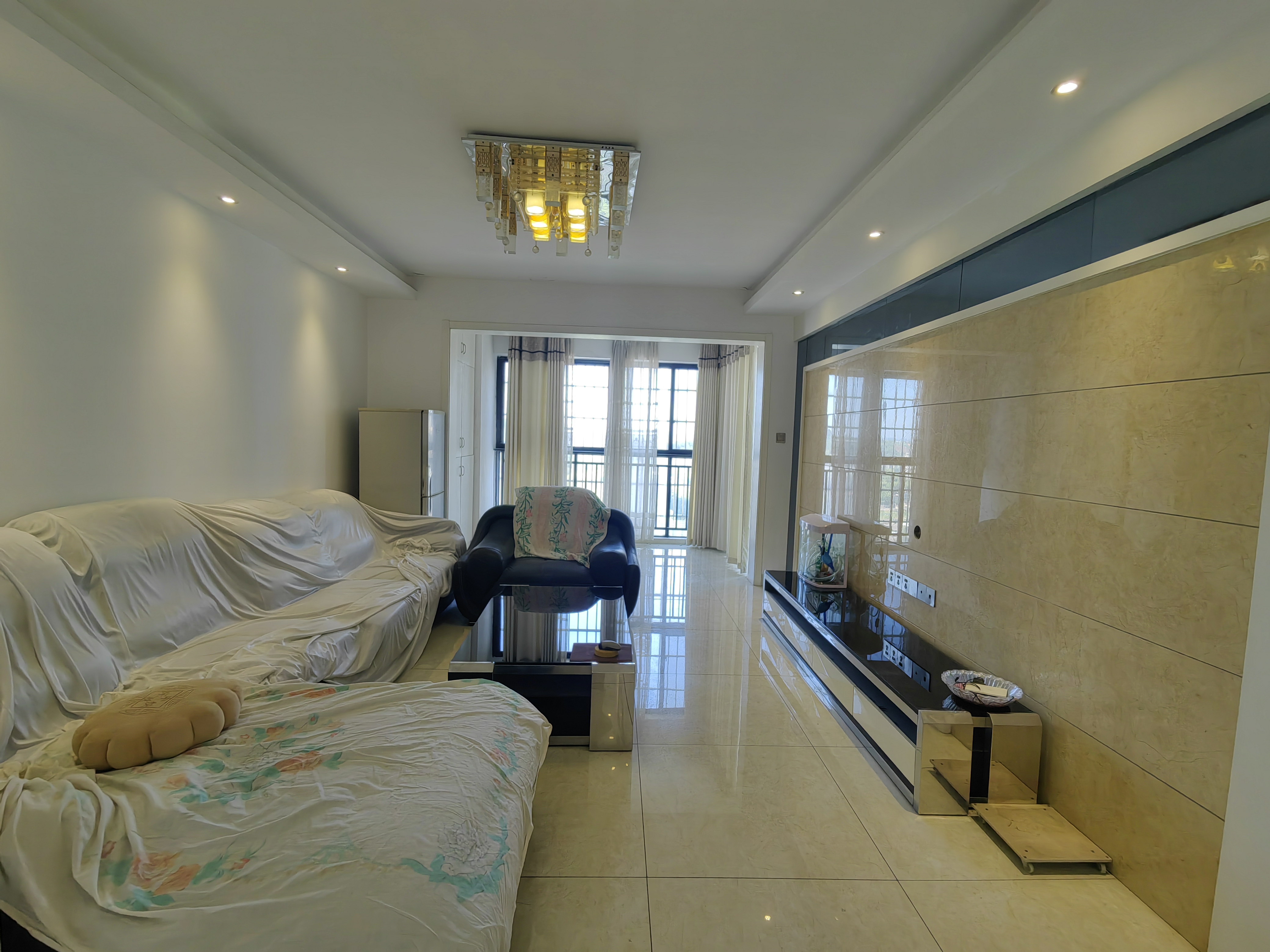 印象华都 4室2厅2卫 51.0万 印象华都 4室2厅2卫 51.0万室内图