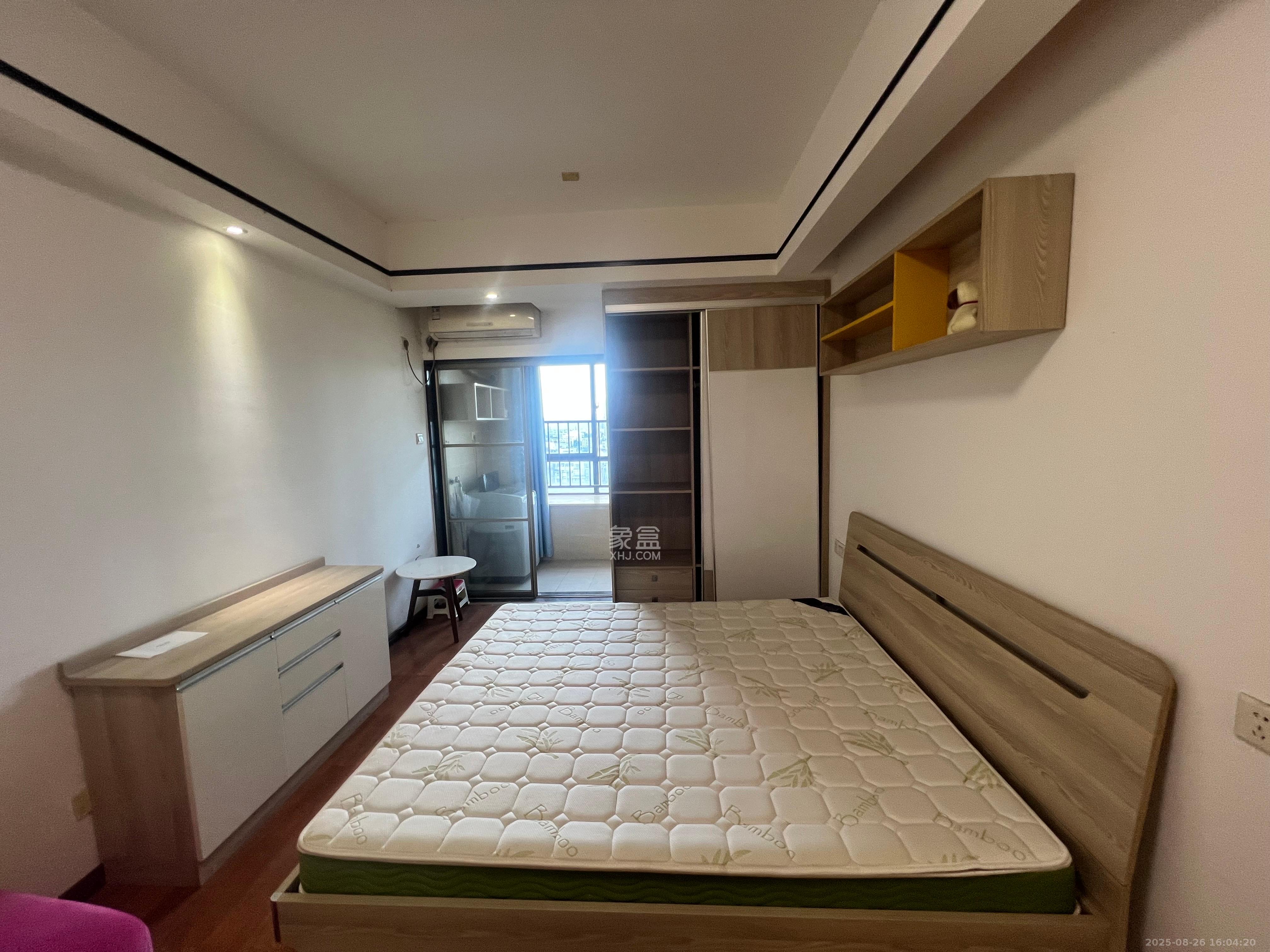 长盛上东区 1室1厅1卫 1700.0元/月 长盛上东区 1室1厅1卫 1700.0元/月室内图