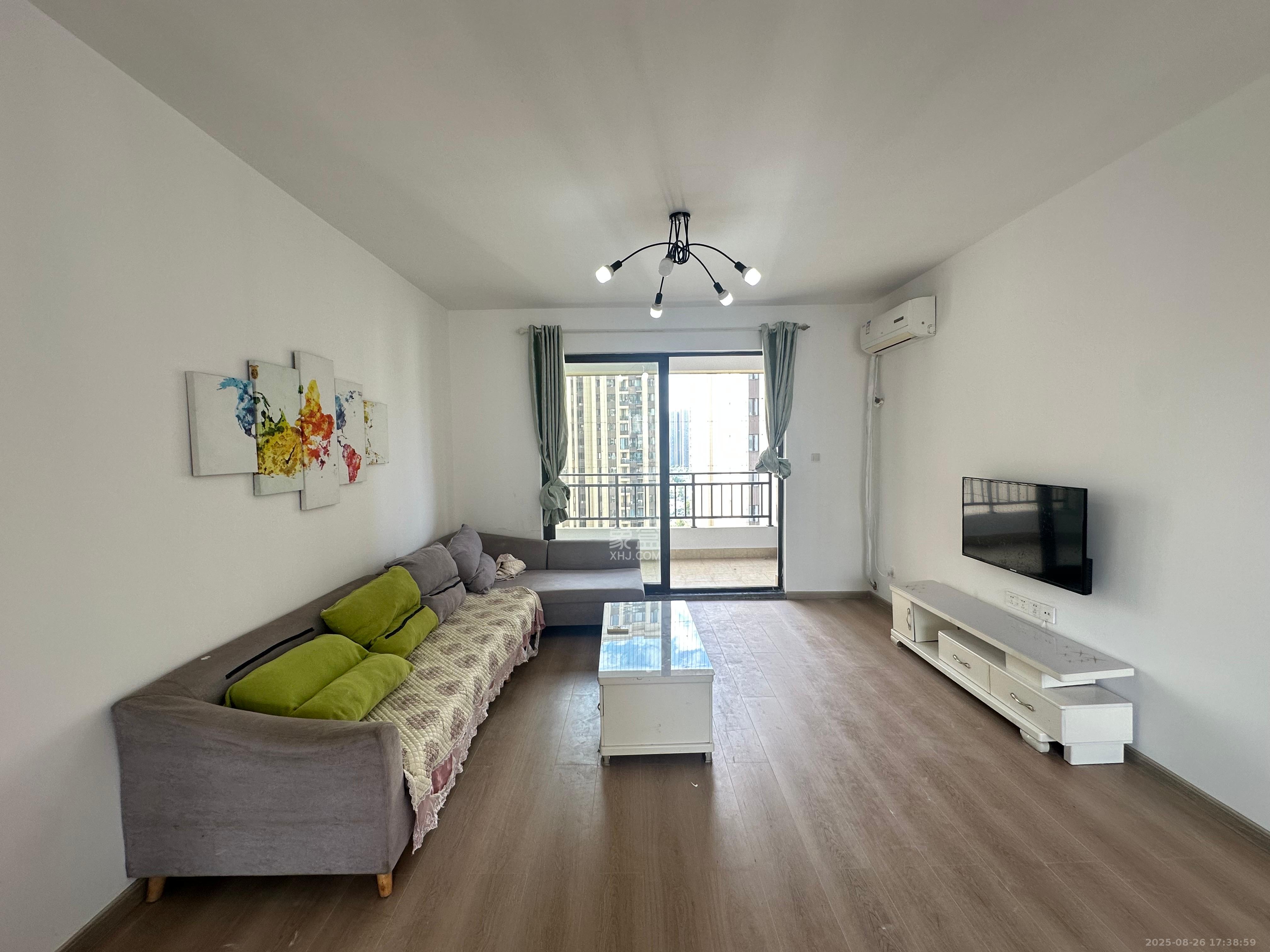 和泓梅溪四季 5室2厅2卫 3500.0元/月 和泓梅溪四季 5室2厅2卫 3500.0元/月室内图