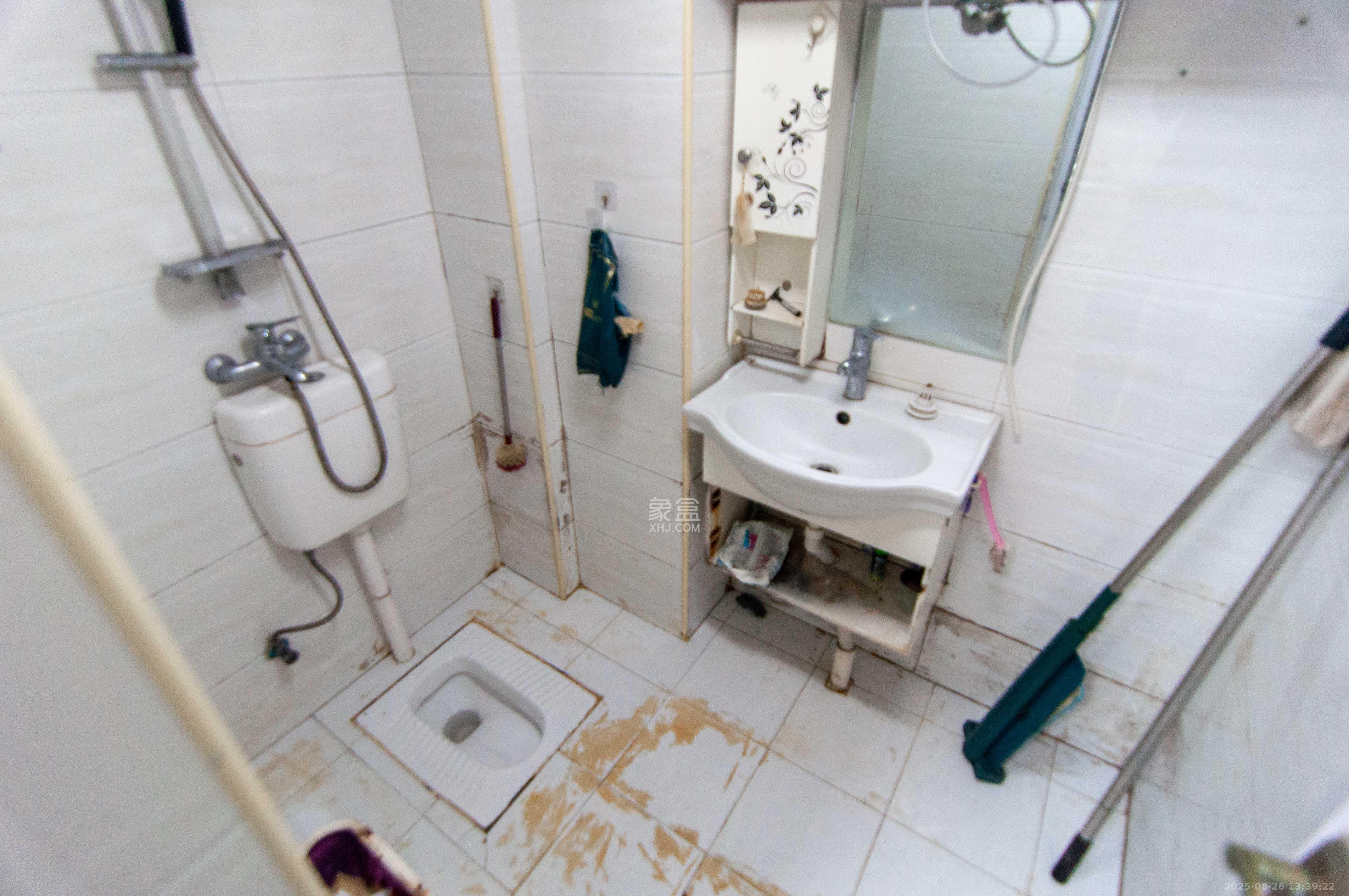 君康家园(梅溪湖七喜街) 1室1厅1卫 75.0万 君康家园(梅溪湖七喜街) 1室1厅1卫 75.0万卫生间