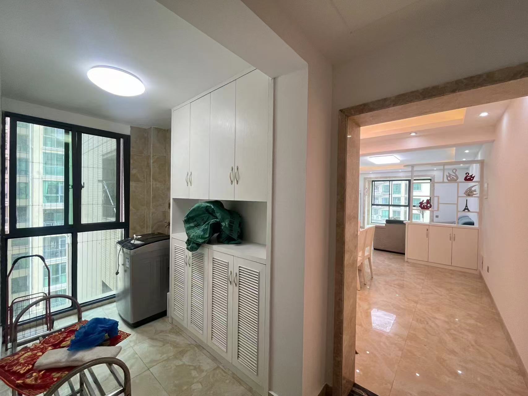 水映豪廷(一,二,三期) 3室1厅1卫 2600.0元/月 水映豪廷(一,二,三期) 3室1厅1卫 2600.0元/月室内图