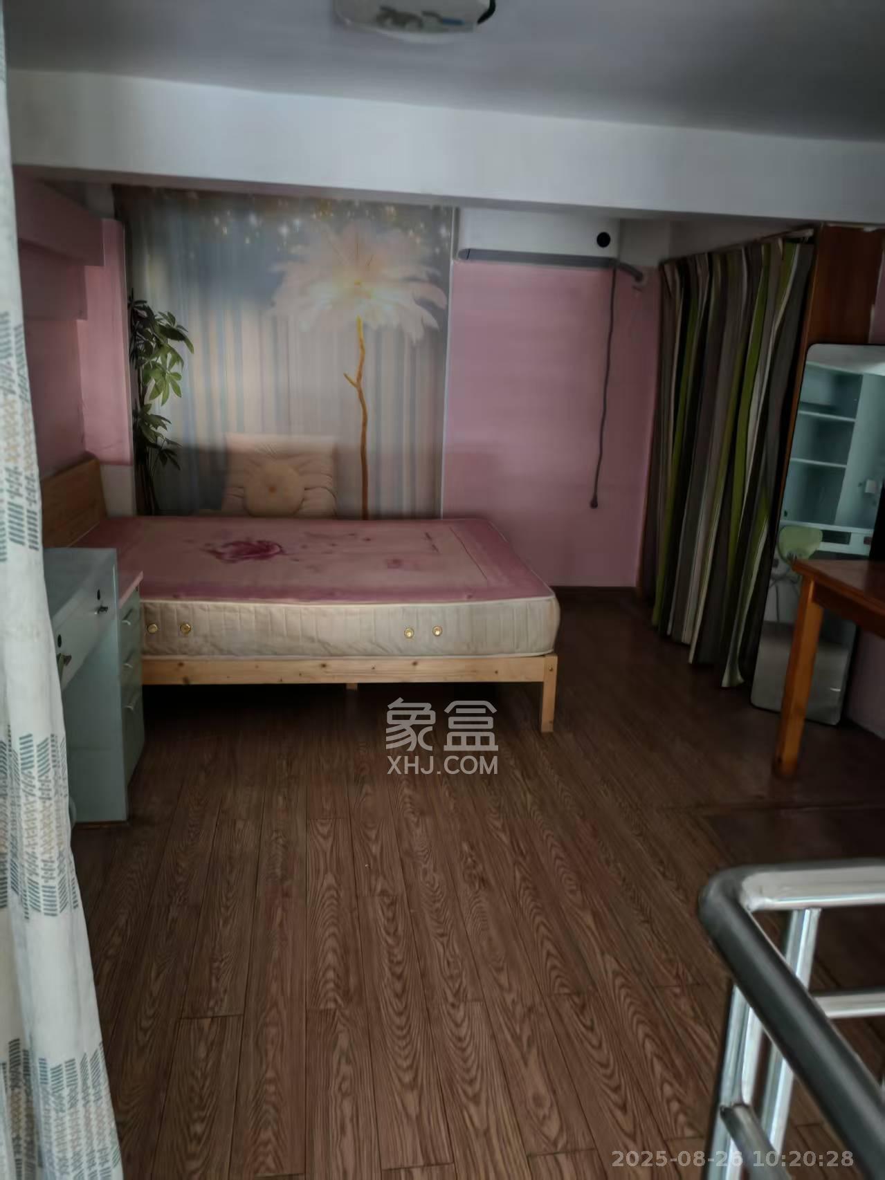 格蓝康都  2室1厅1卫    1800.0元/月室内图