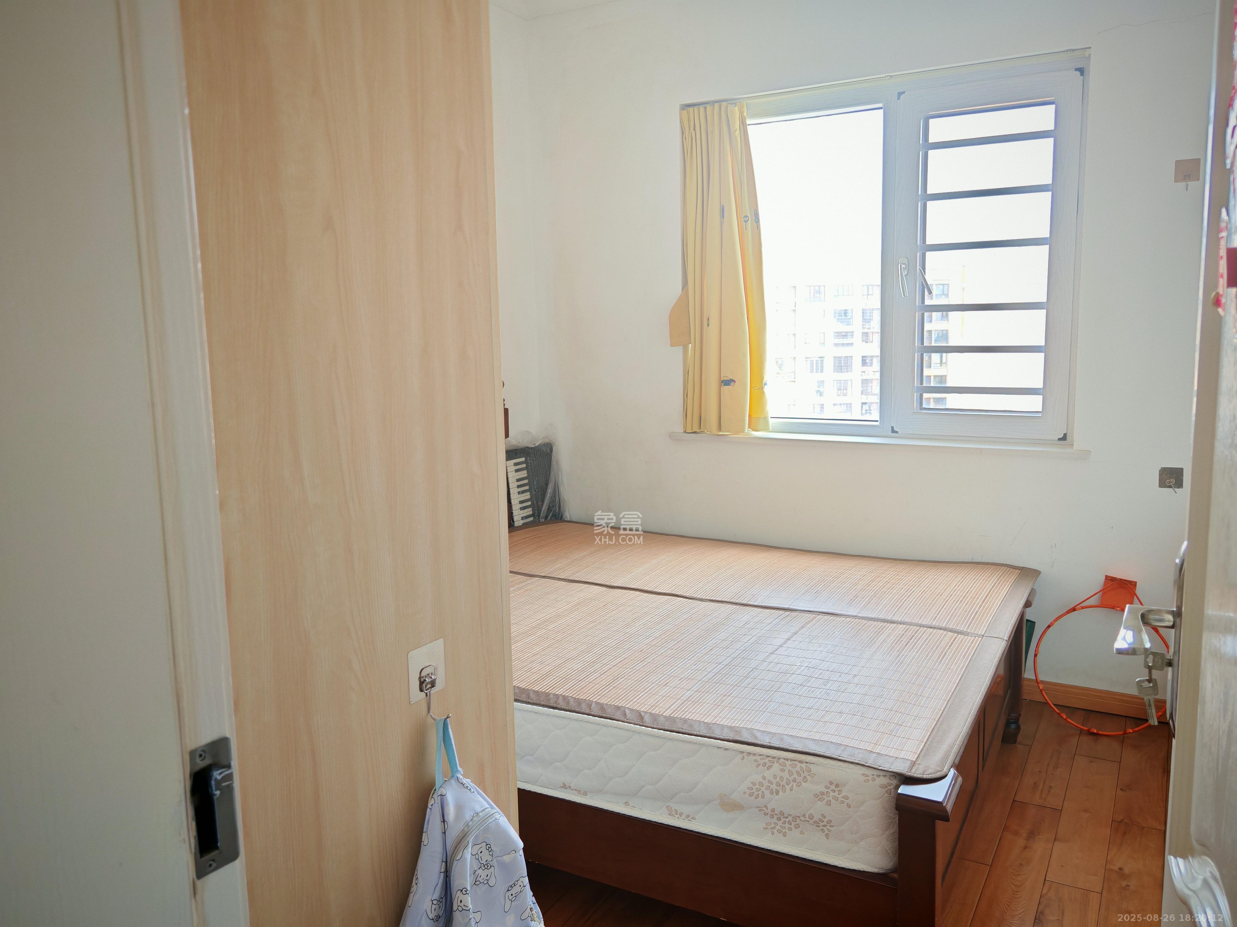 金科世界城  4室2厅2卫    2400.0元/月 金科世界城  4室2厅2卫    2400.0元/月室内图