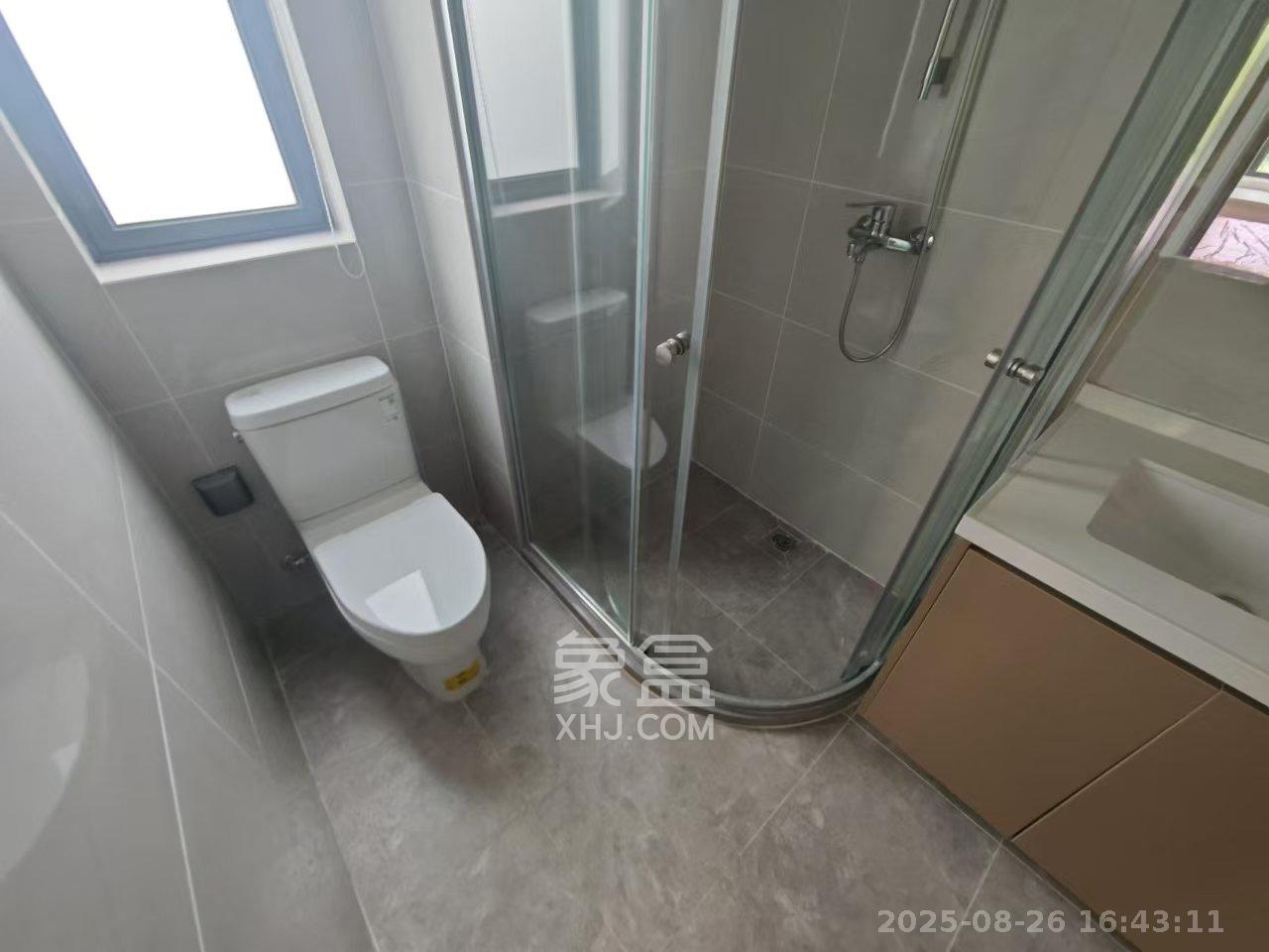 招商雍山湖 4室2厅2卫 3200.0元/月 招商雍山湖 4室2厅2卫 3200.0元/月室内图