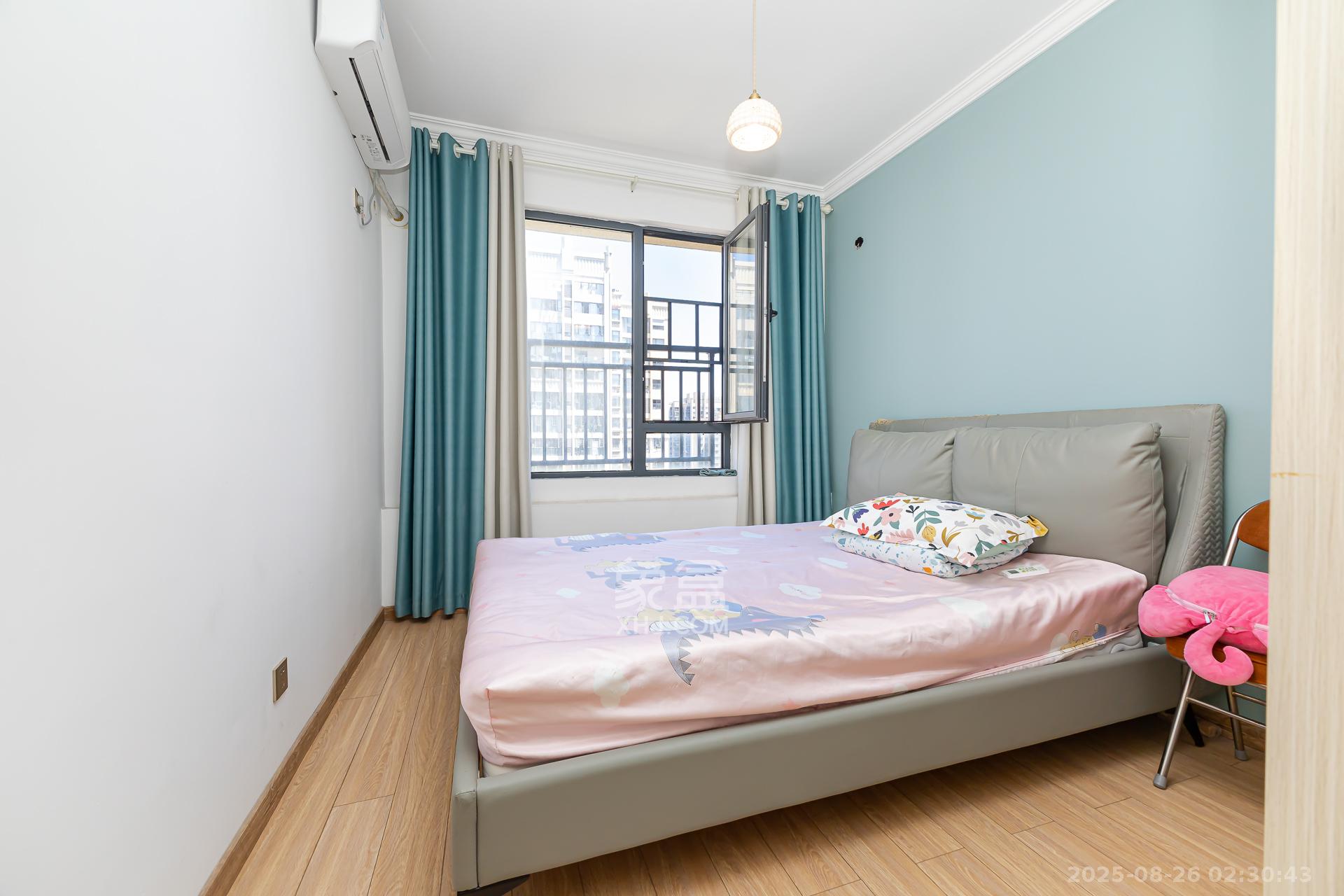 明发阅江悦府  4室2厅2卫    110.0万 明发阅江悦府  4室2厅2卫    110.0万卧室