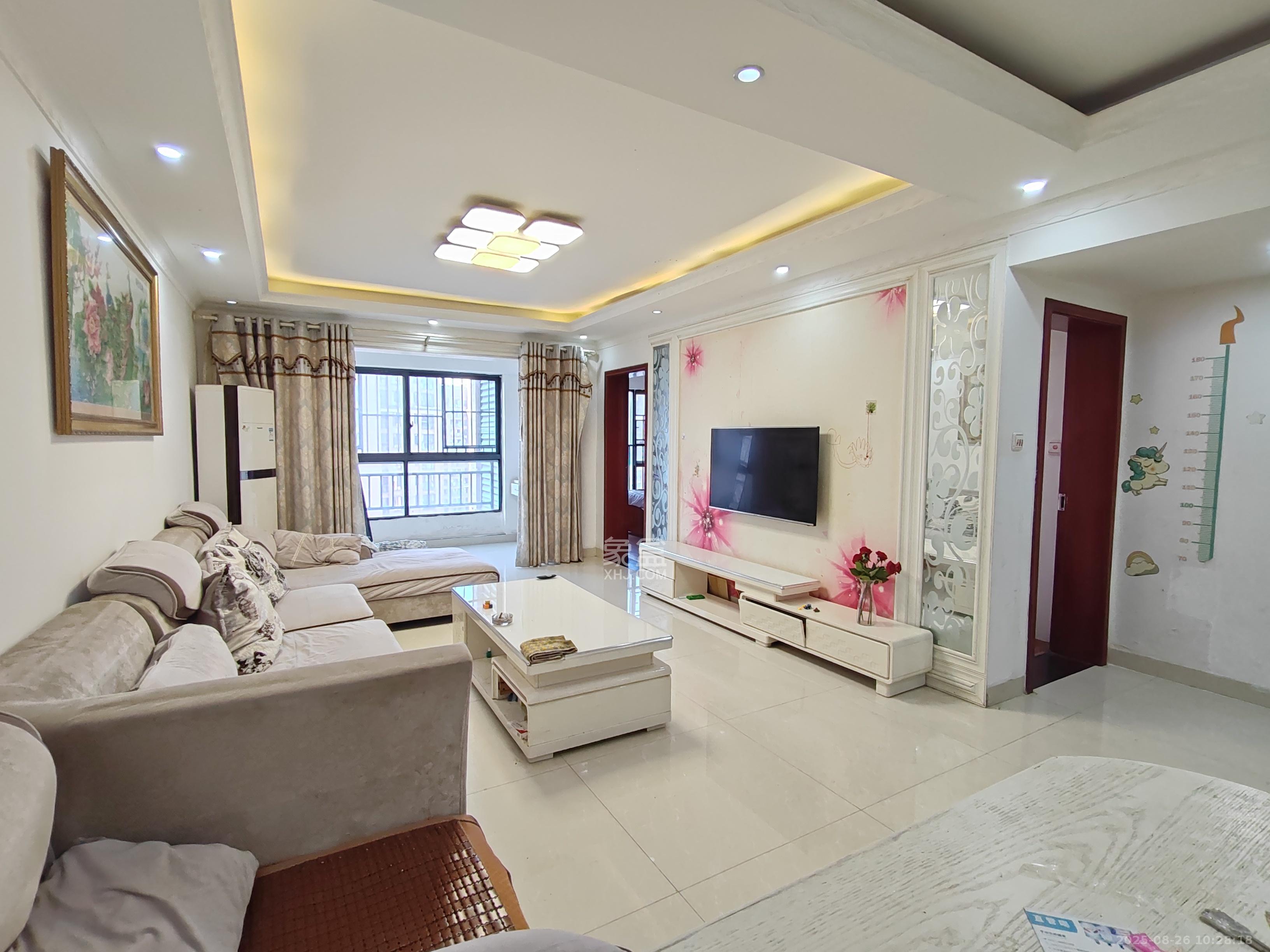 三一街区 2室2厅1卫 1400.0元/月 三一街区 2室2厅1卫 1400.0元/月室内图